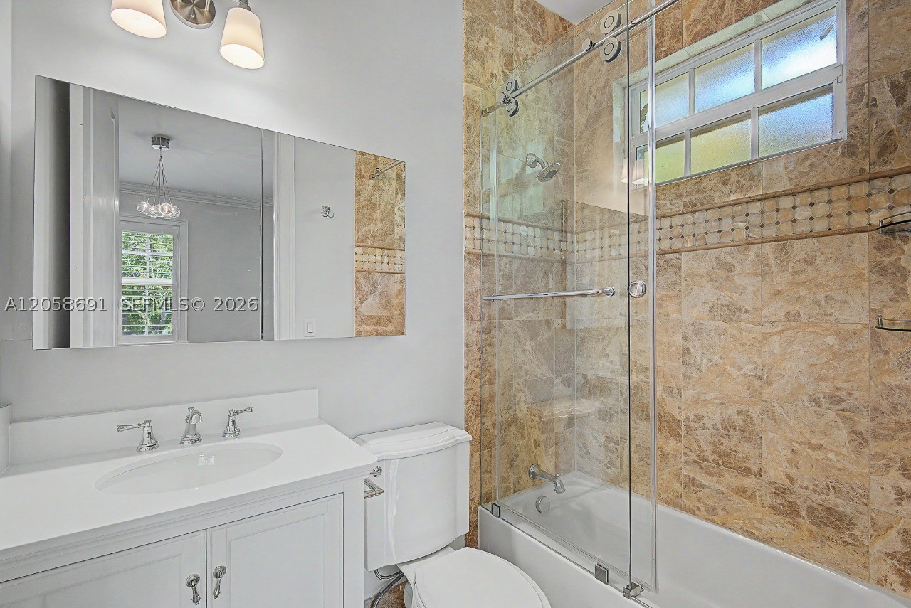 5000 SW 73rd Ter Miami, FL 33143