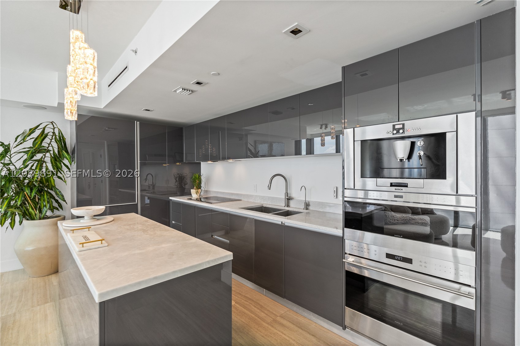 image Echo Brickell12