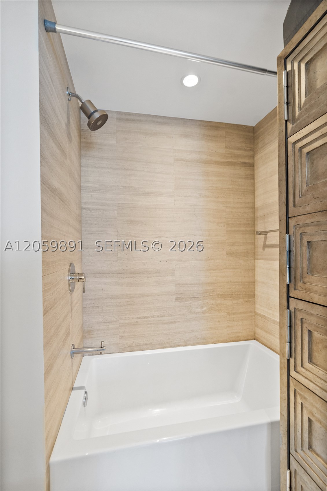 image Echo Brickell24