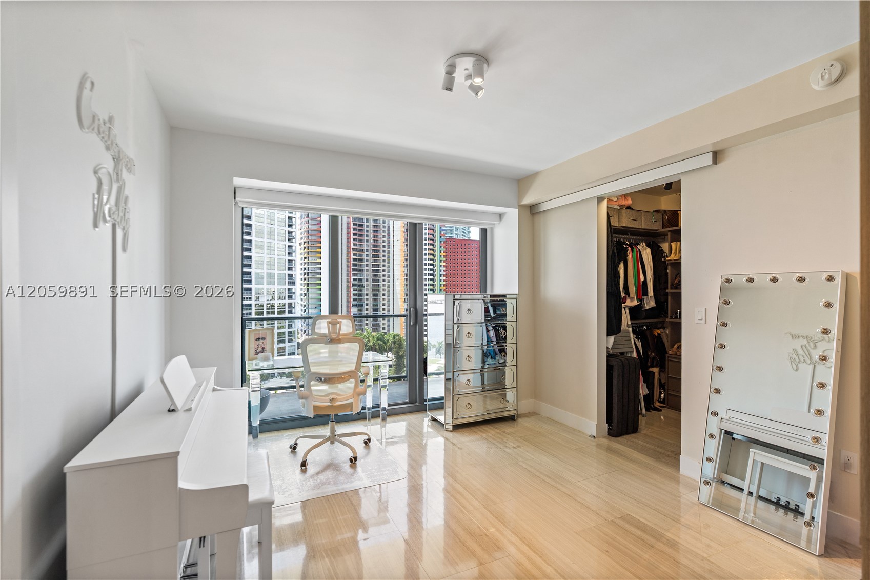 image Echo Brickell7