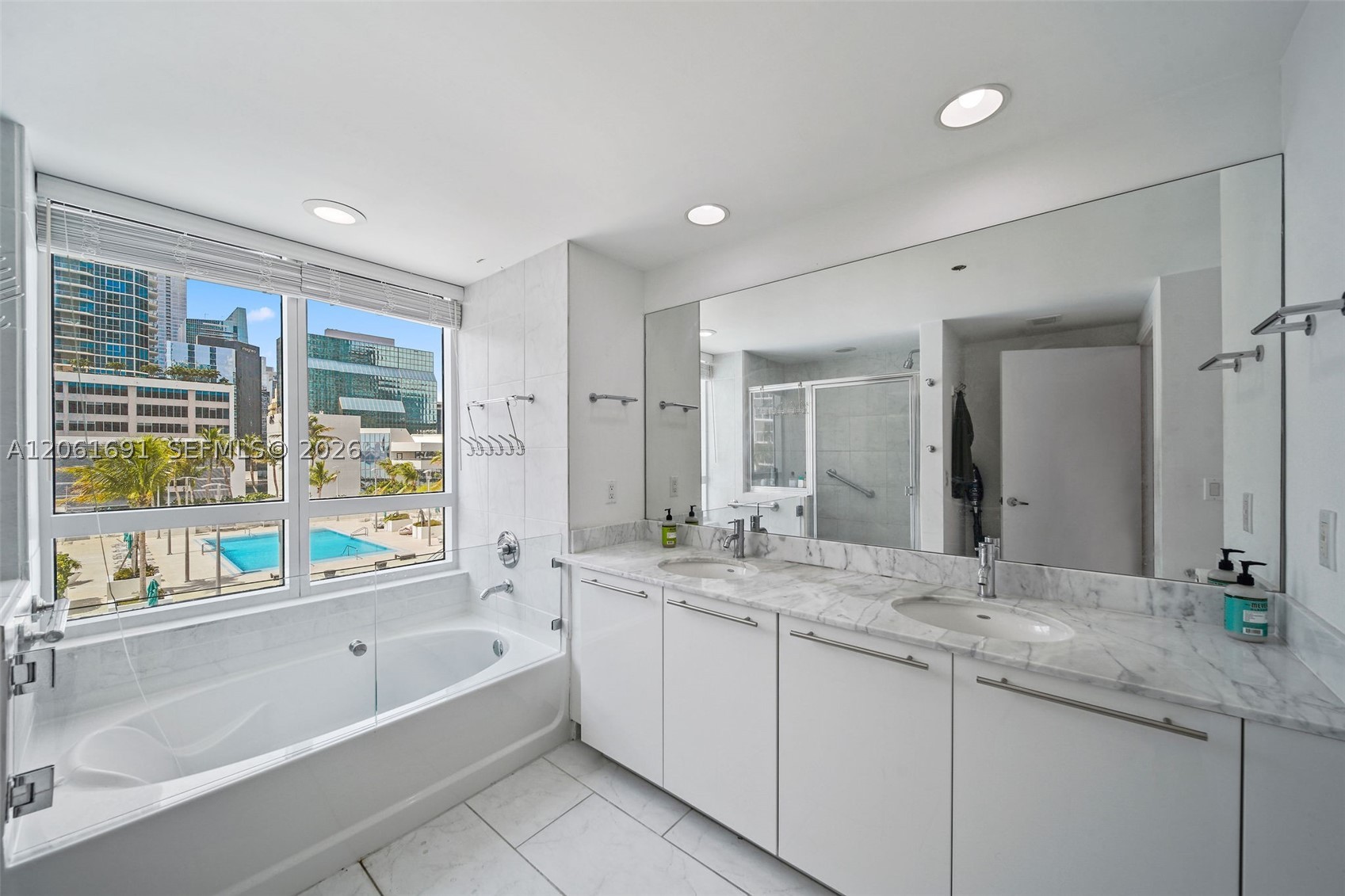 image The Plaza on Brickell East10
