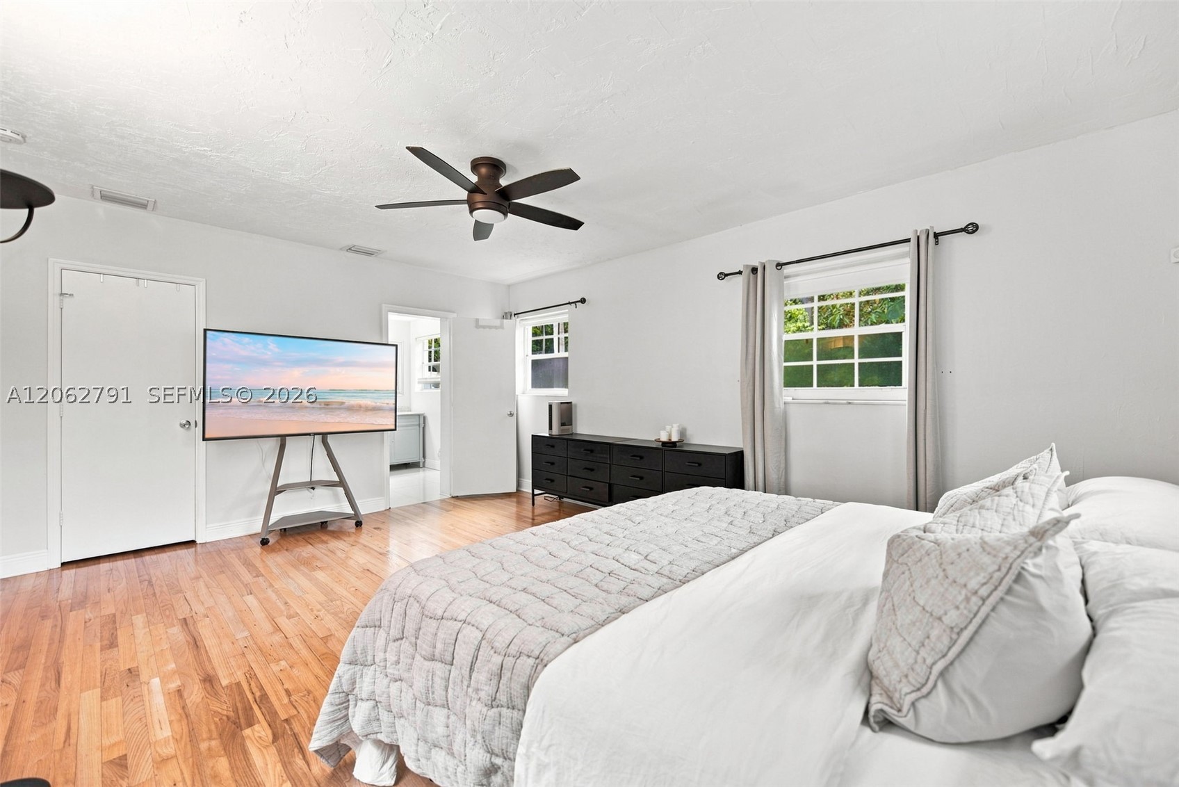 260 NE 95th St Miami Shores, FL 33138