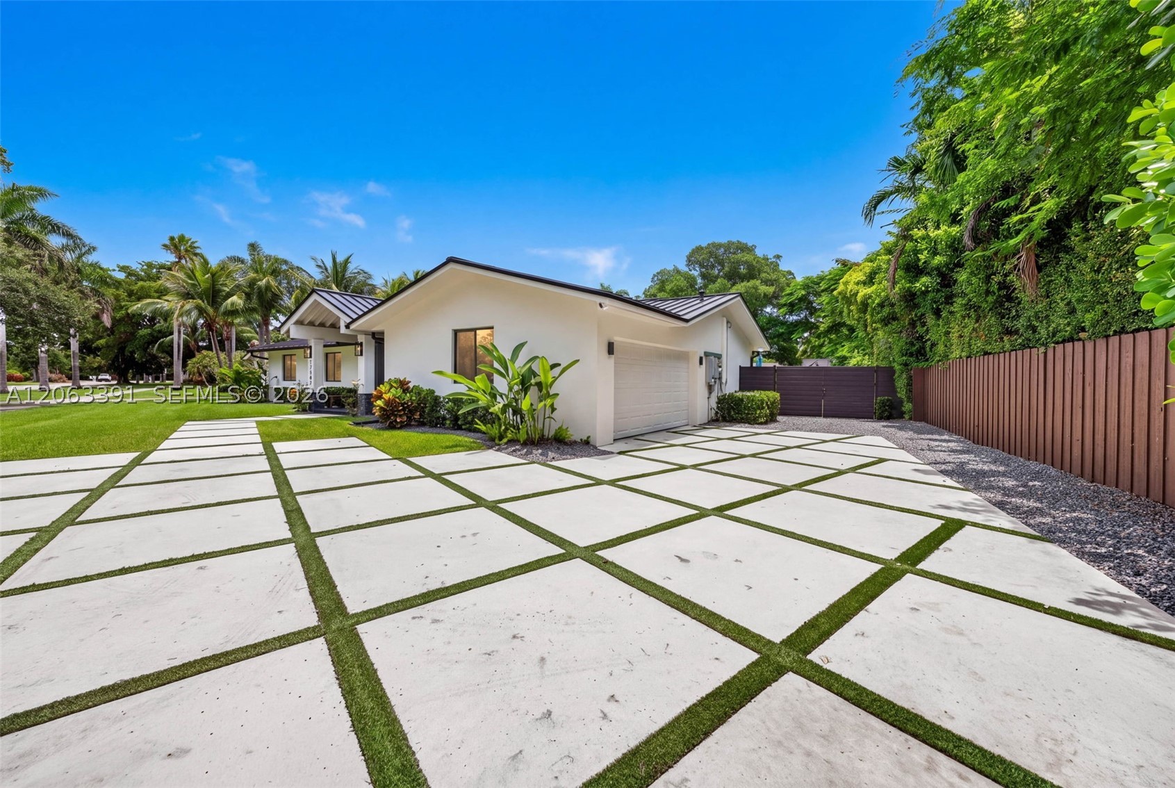 17701 SW 87th Ave Palmetto Bay, FL 33157