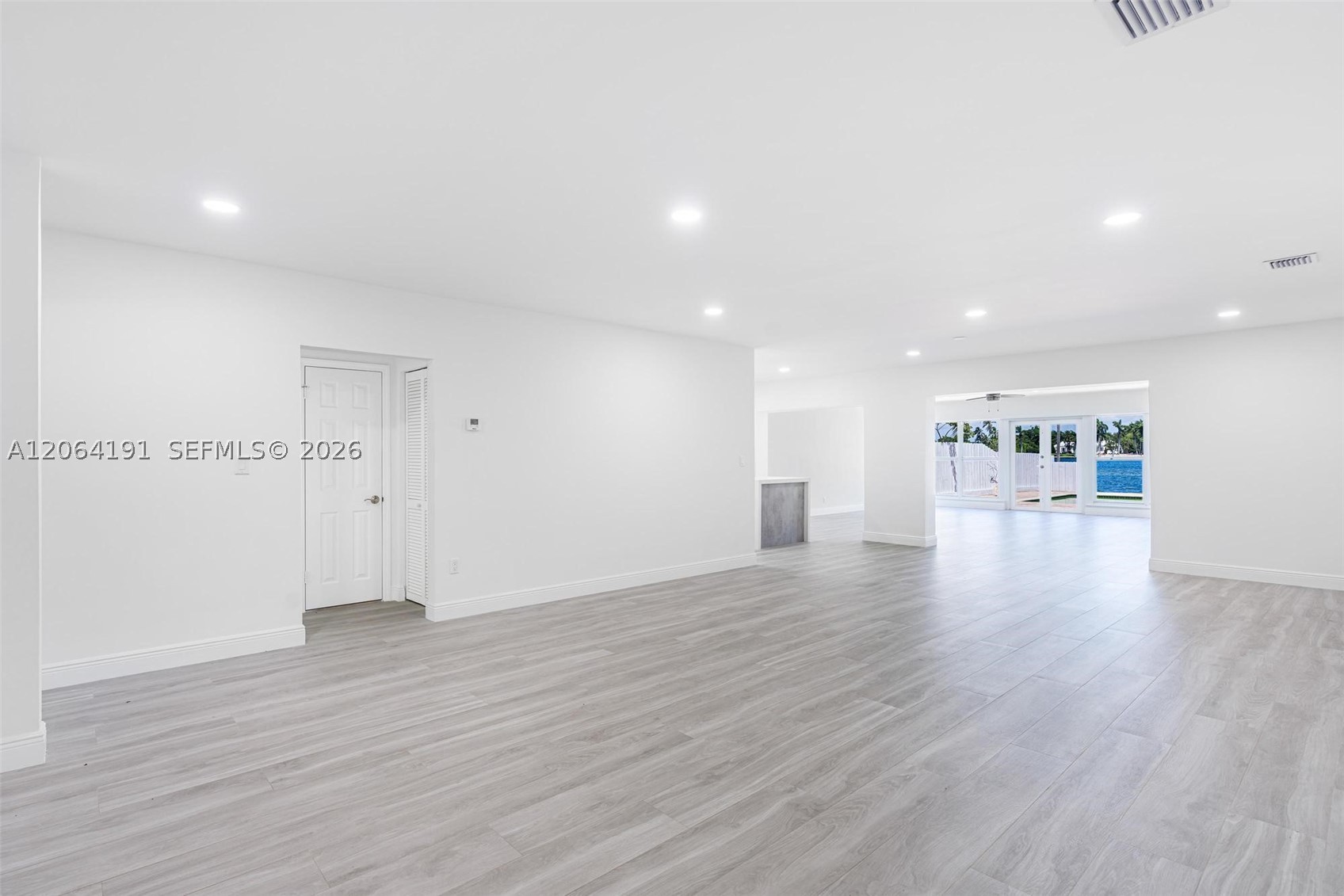 1451 Stillwater Dr Miami Beach, FL 33141