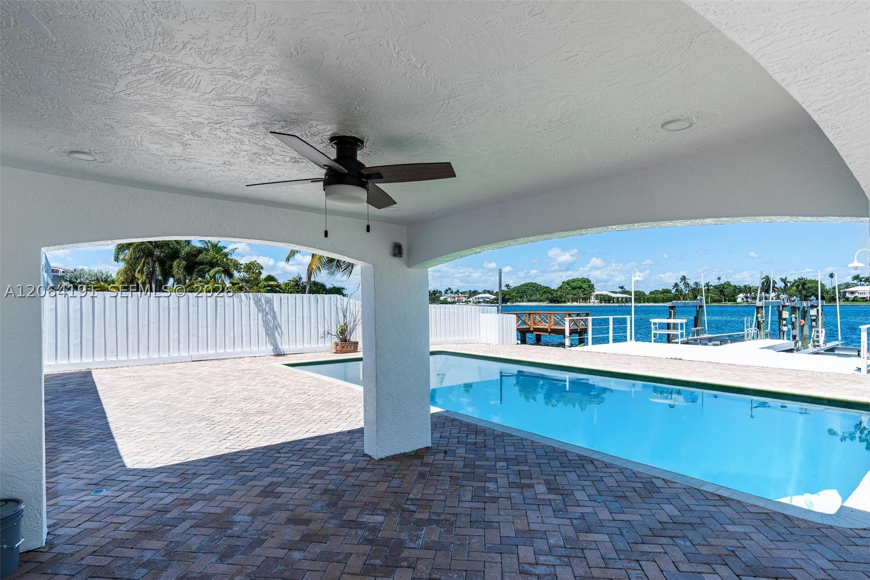 1451 Stillwater Dr Miami Beach, FL 33141