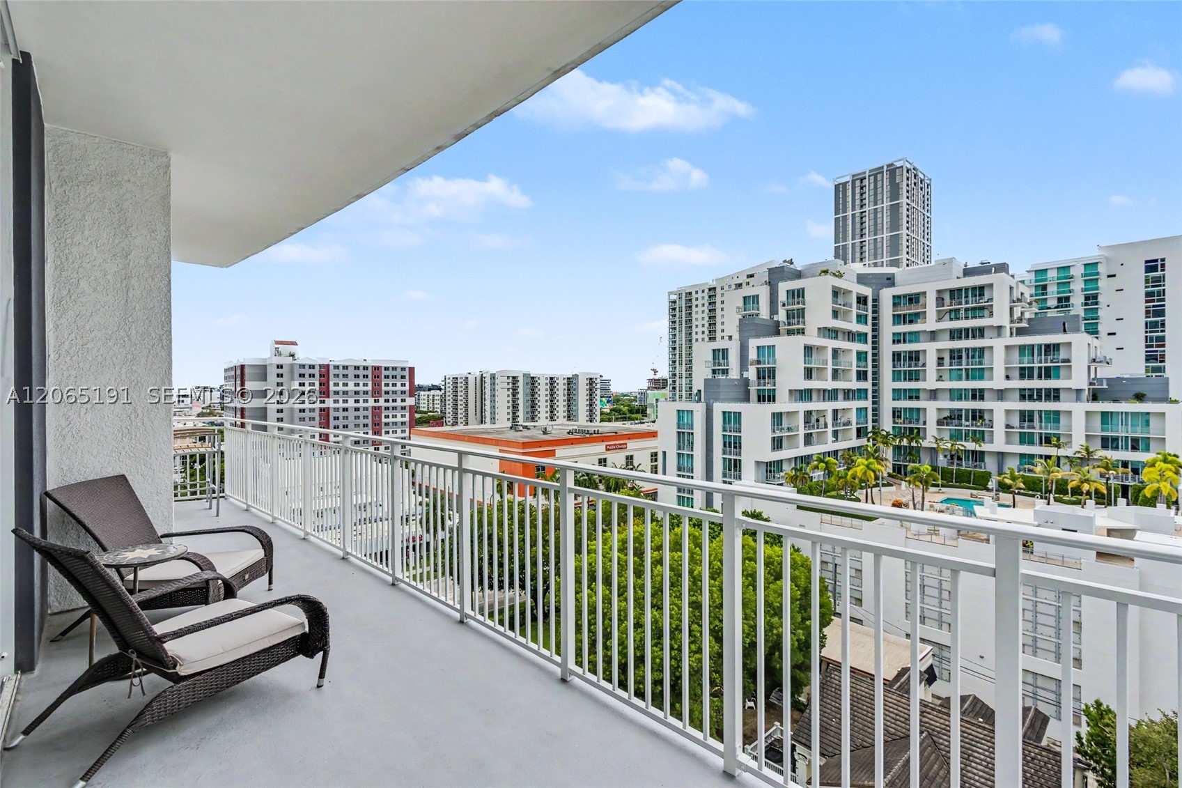 image Uptown Lofts1