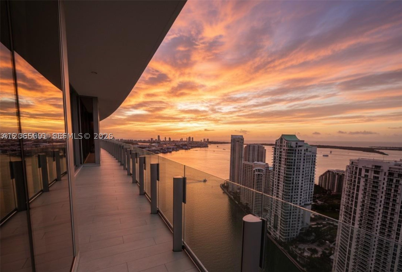 300 Biscayne Blvd Way #4201E Miami, FL 33131