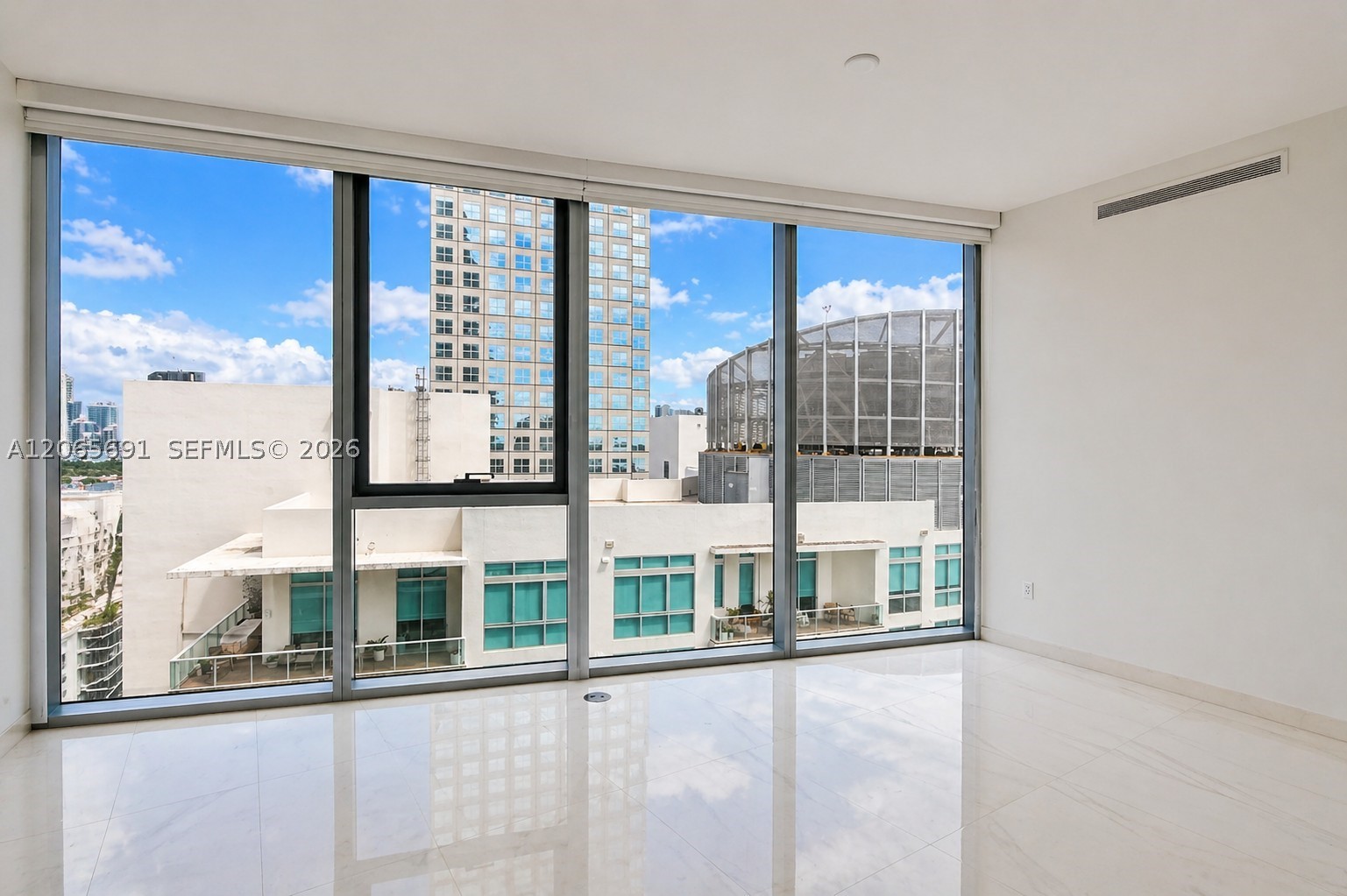 300 Biscayne Blvd Way #4201E Miami, FL 33131