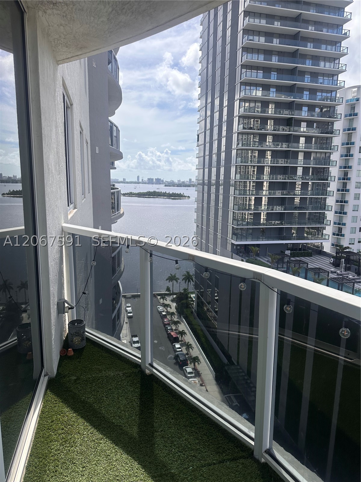image 23 Biscayne Bay40