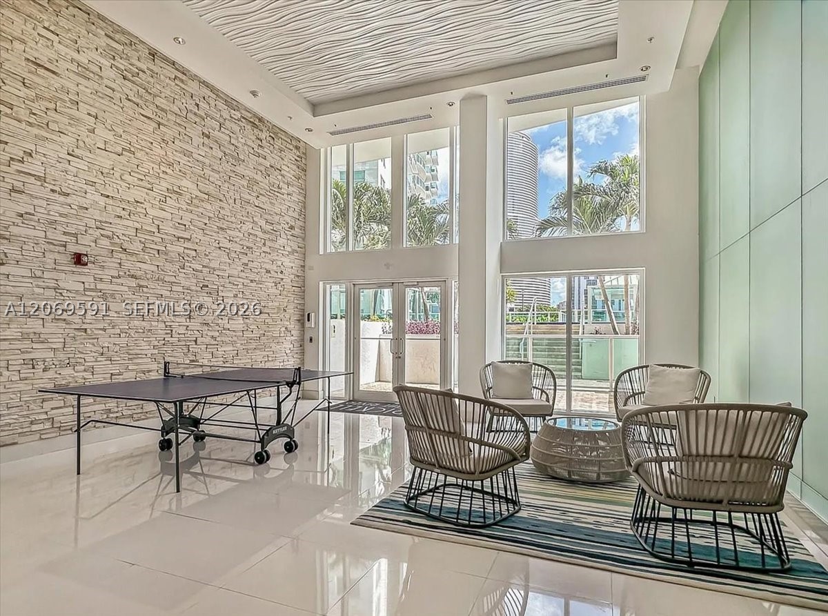 image Brickell on the River South39