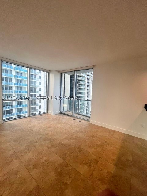 image 1060 Brickell - 106011