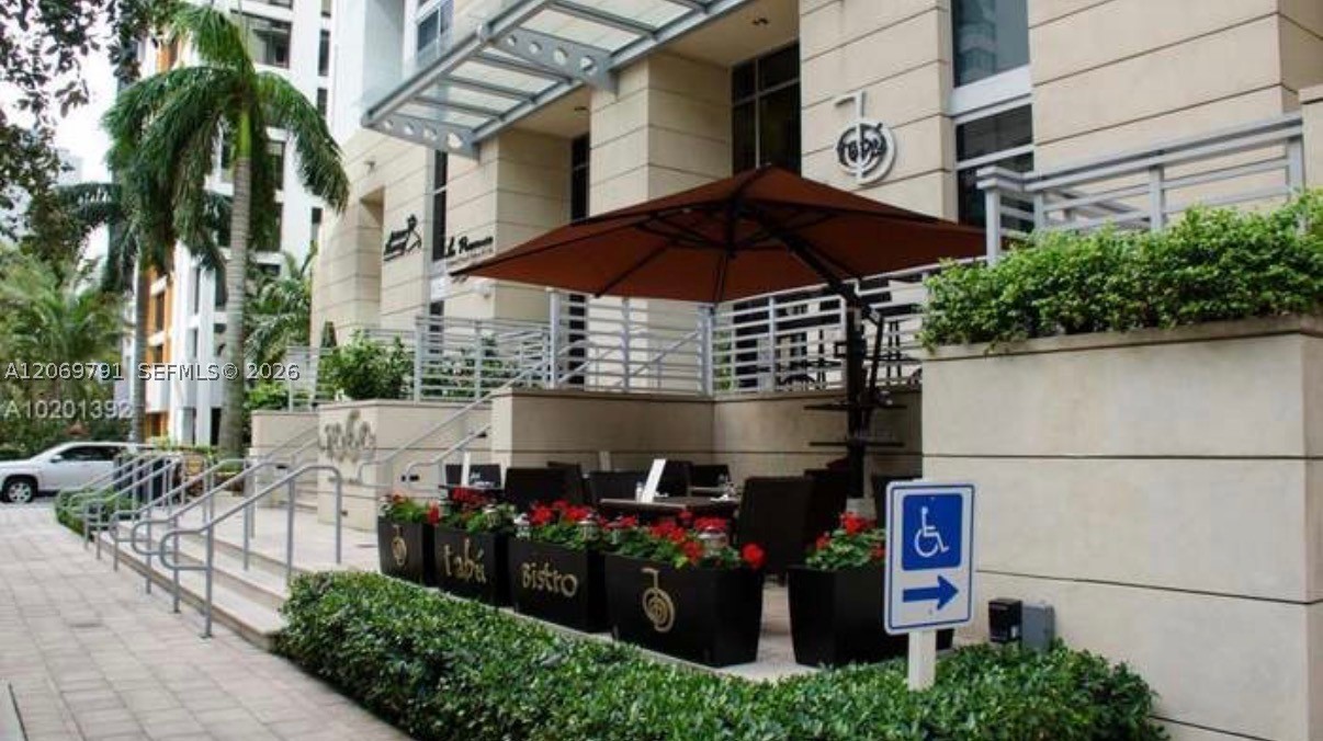 image 1060 Brickell - 10601