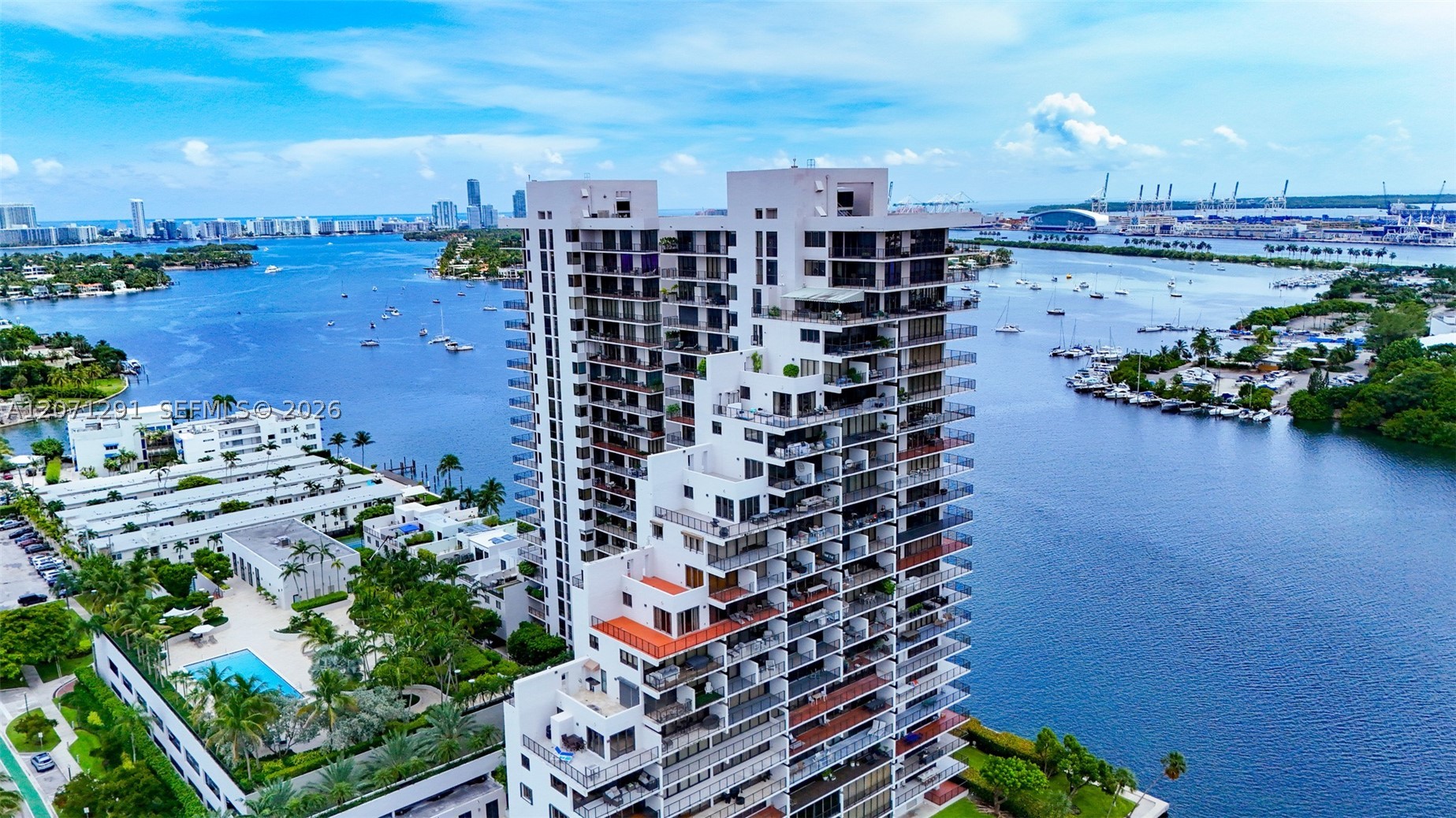 1000 Venetian Way #1108 Miami, FL 33139