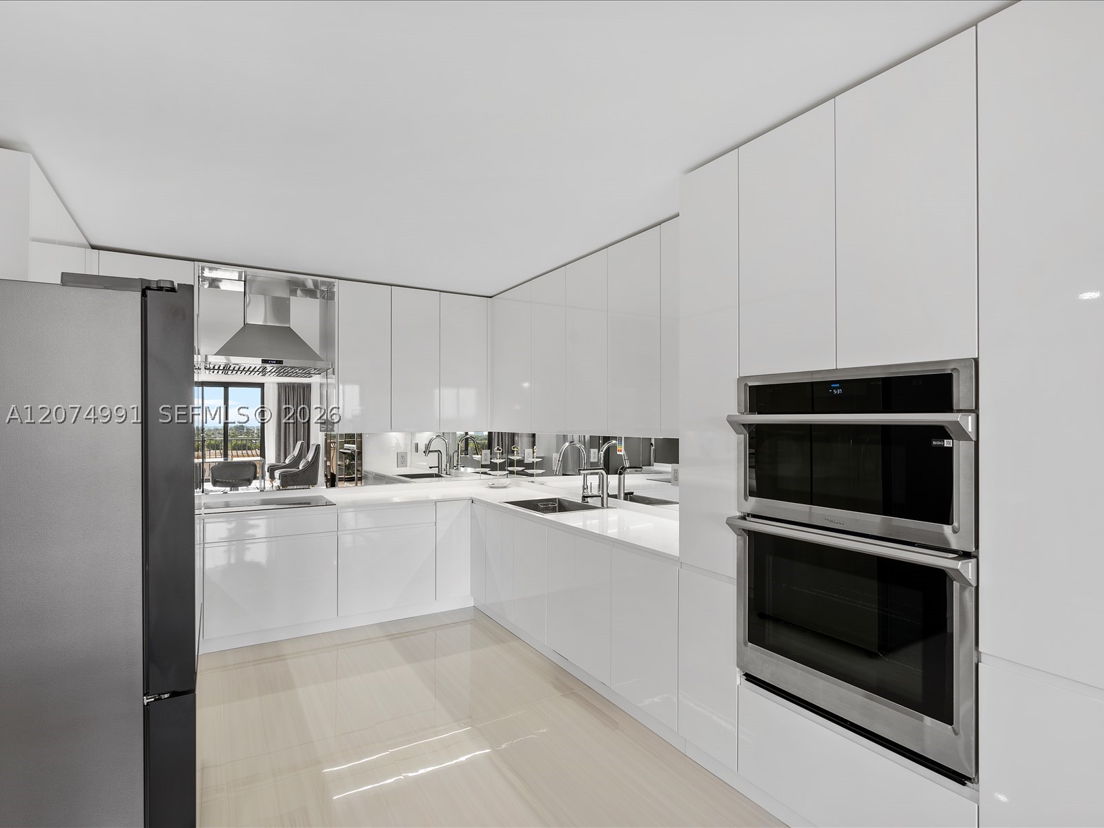 8877 Collins Ave #704 Surfside, FL 33154