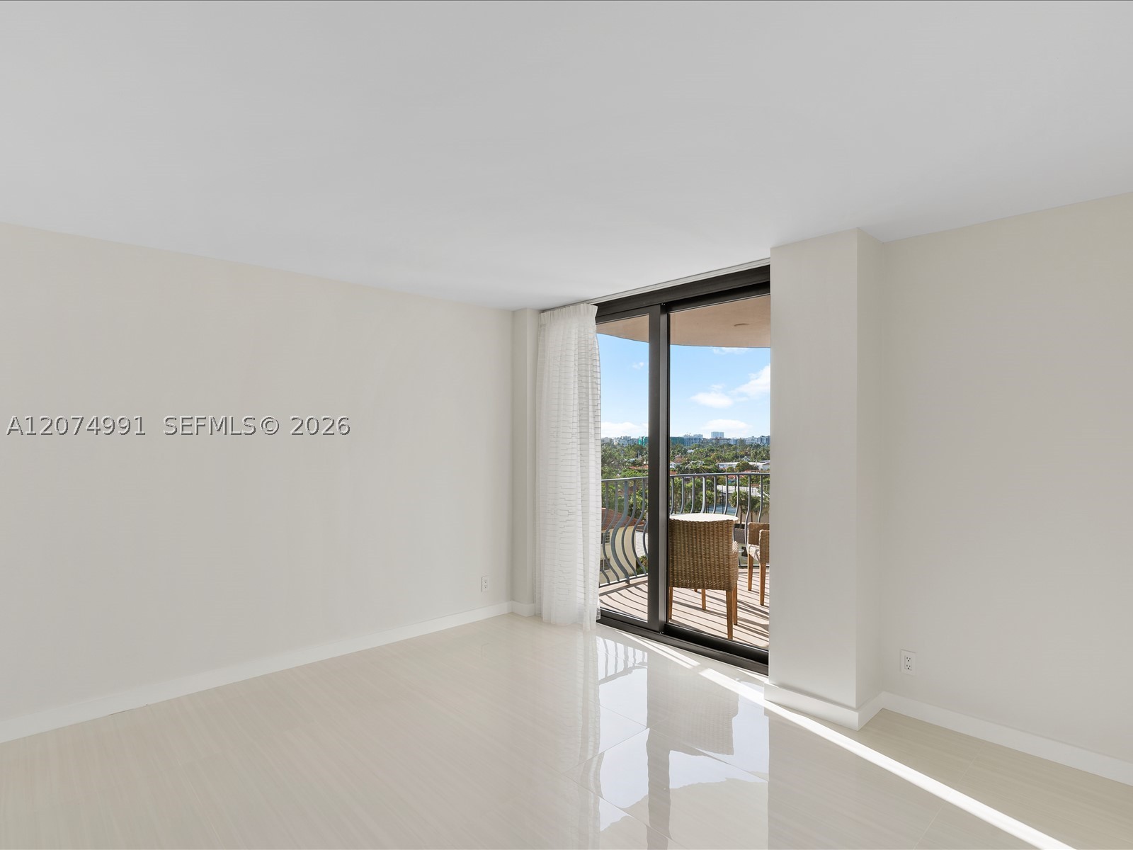 8877 Collins Ave #704 Surfside, FL 33154
