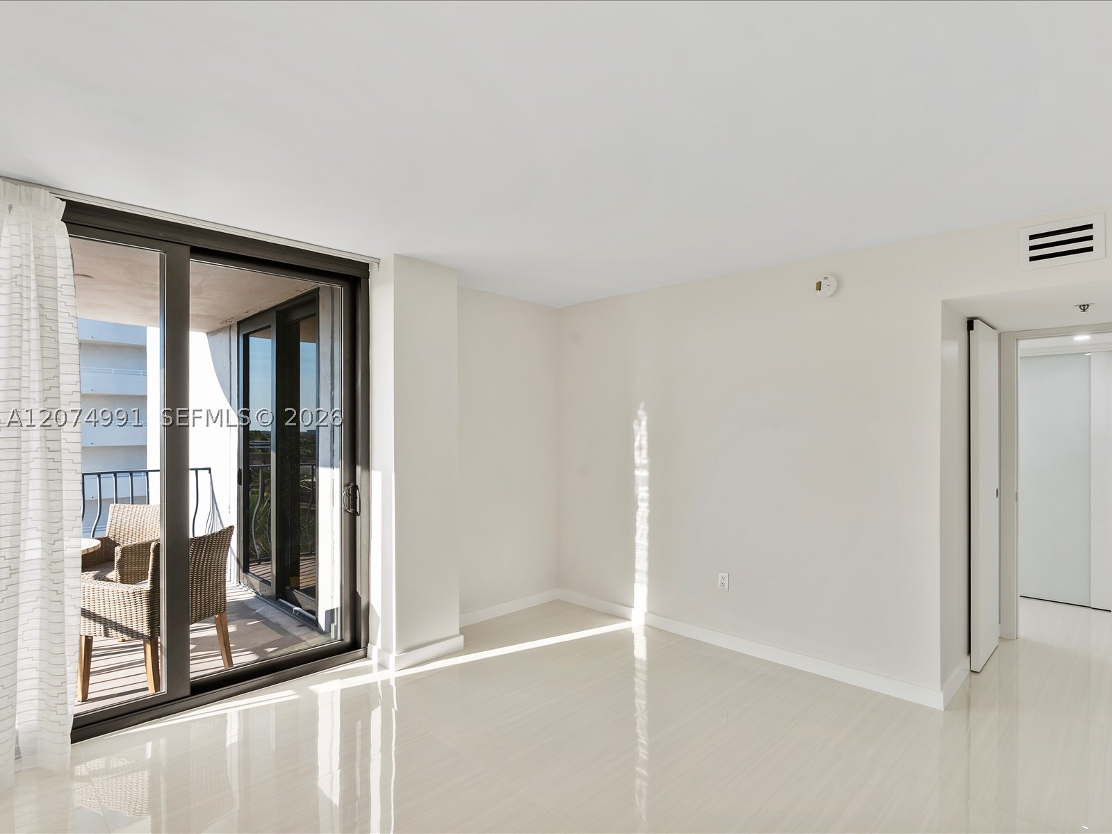 8877 Collins Ave #704 Surfside, FL 33154