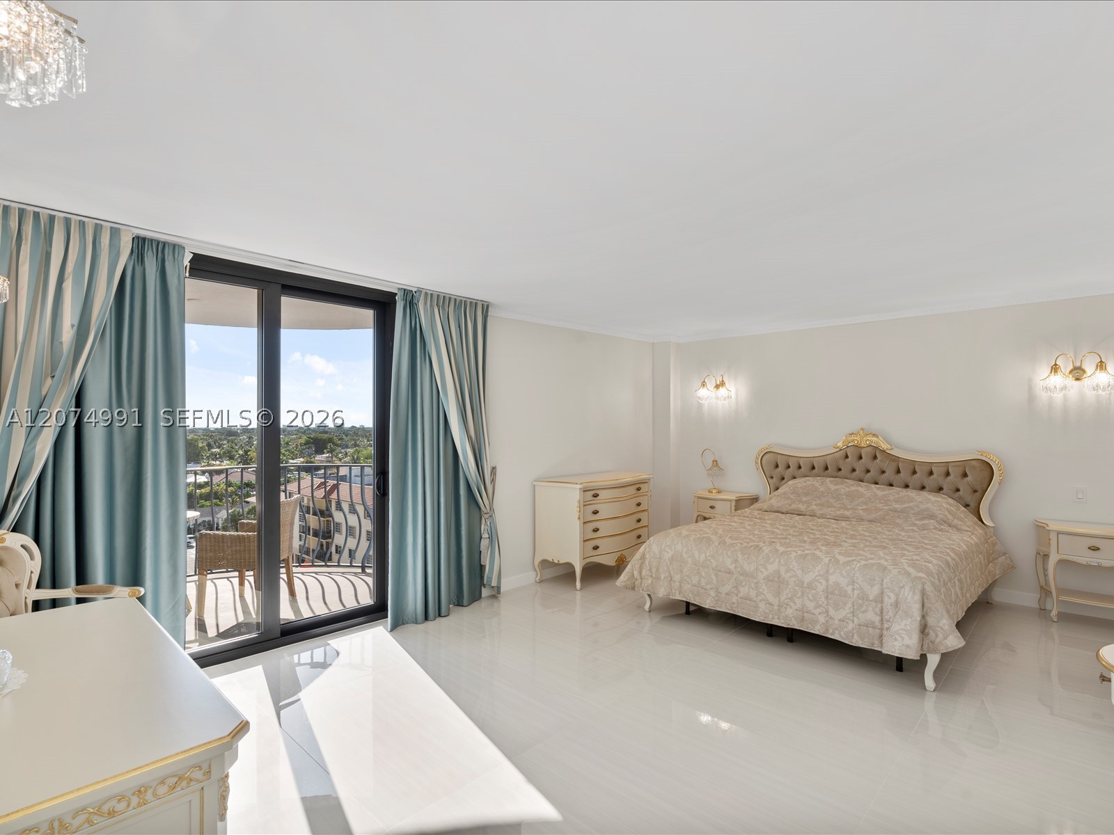 8877 Collins Ave #704 Surfside, FL 33154