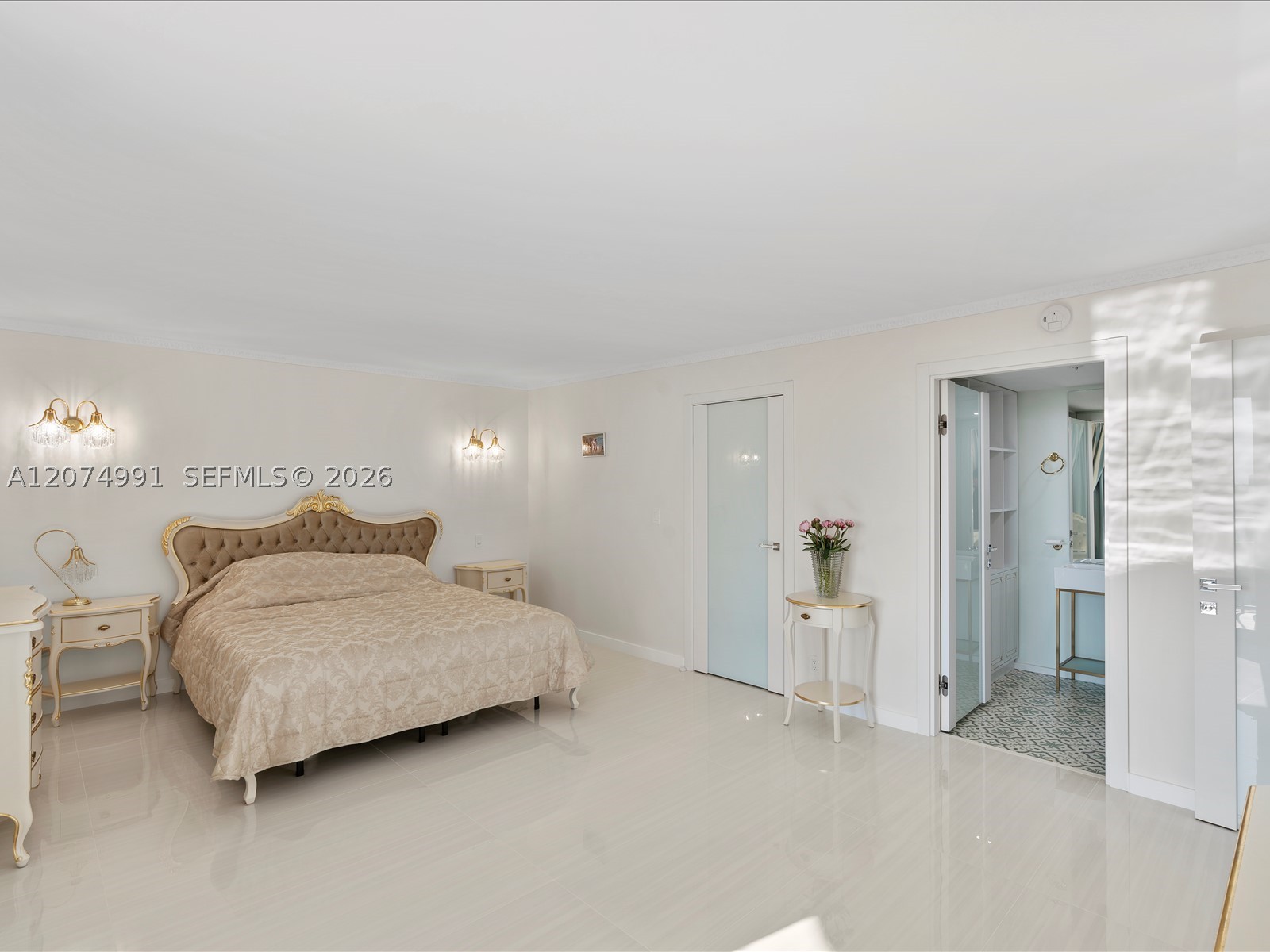 8877 Collins Ave #704 Surfside, FL 33154