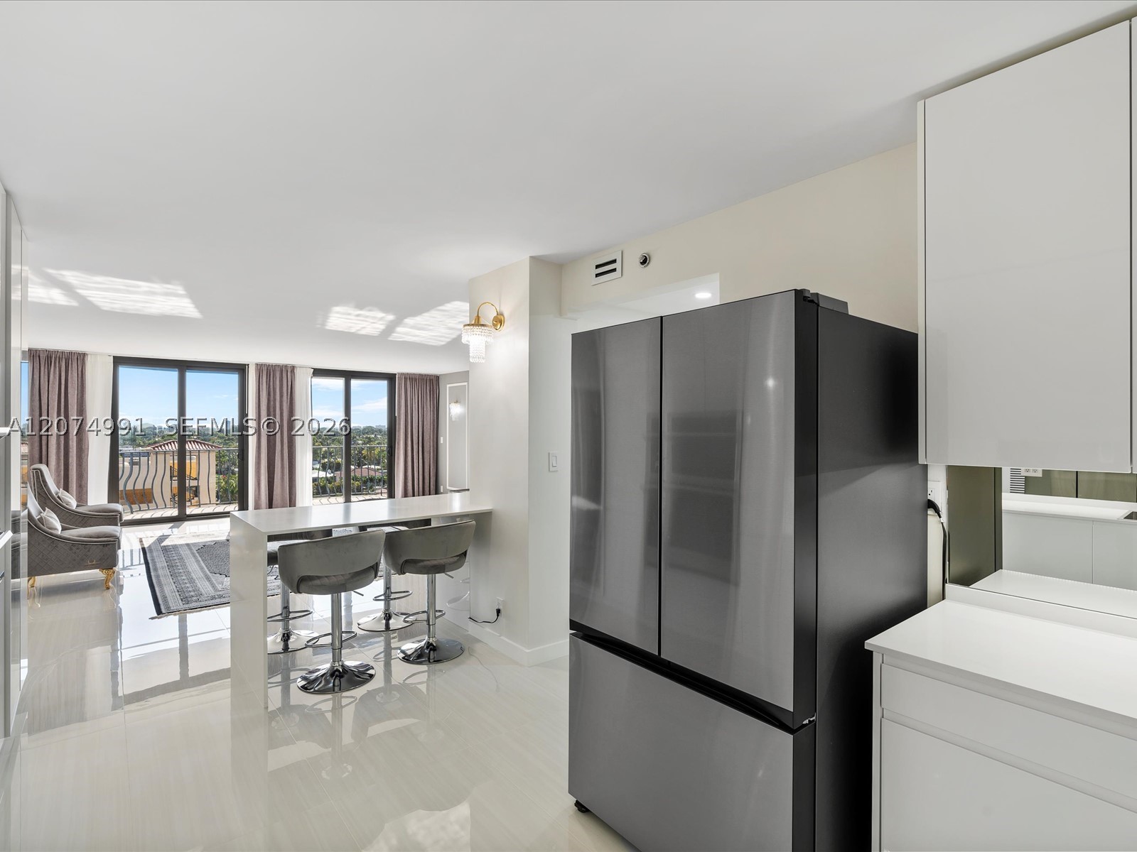 8877 Collins Ave #704 Surfside, FL 33154