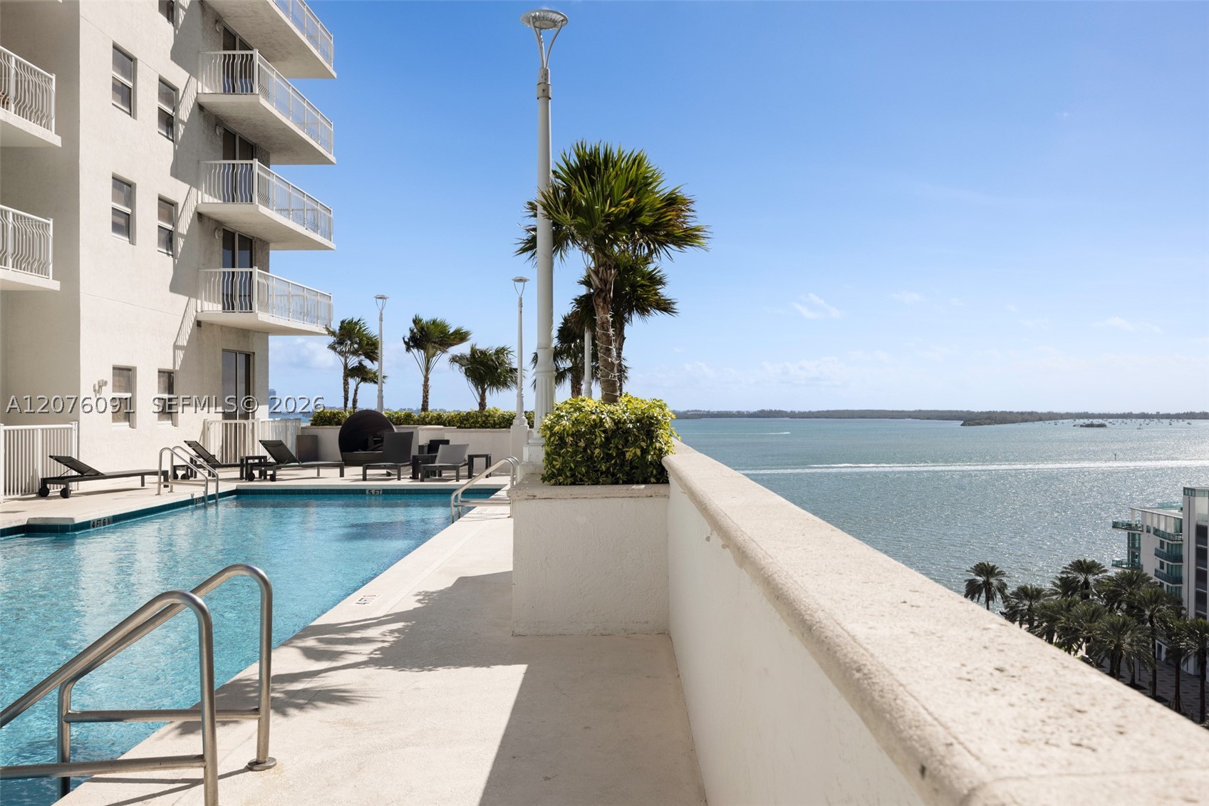 1200 Brickell Bay Dr #4010