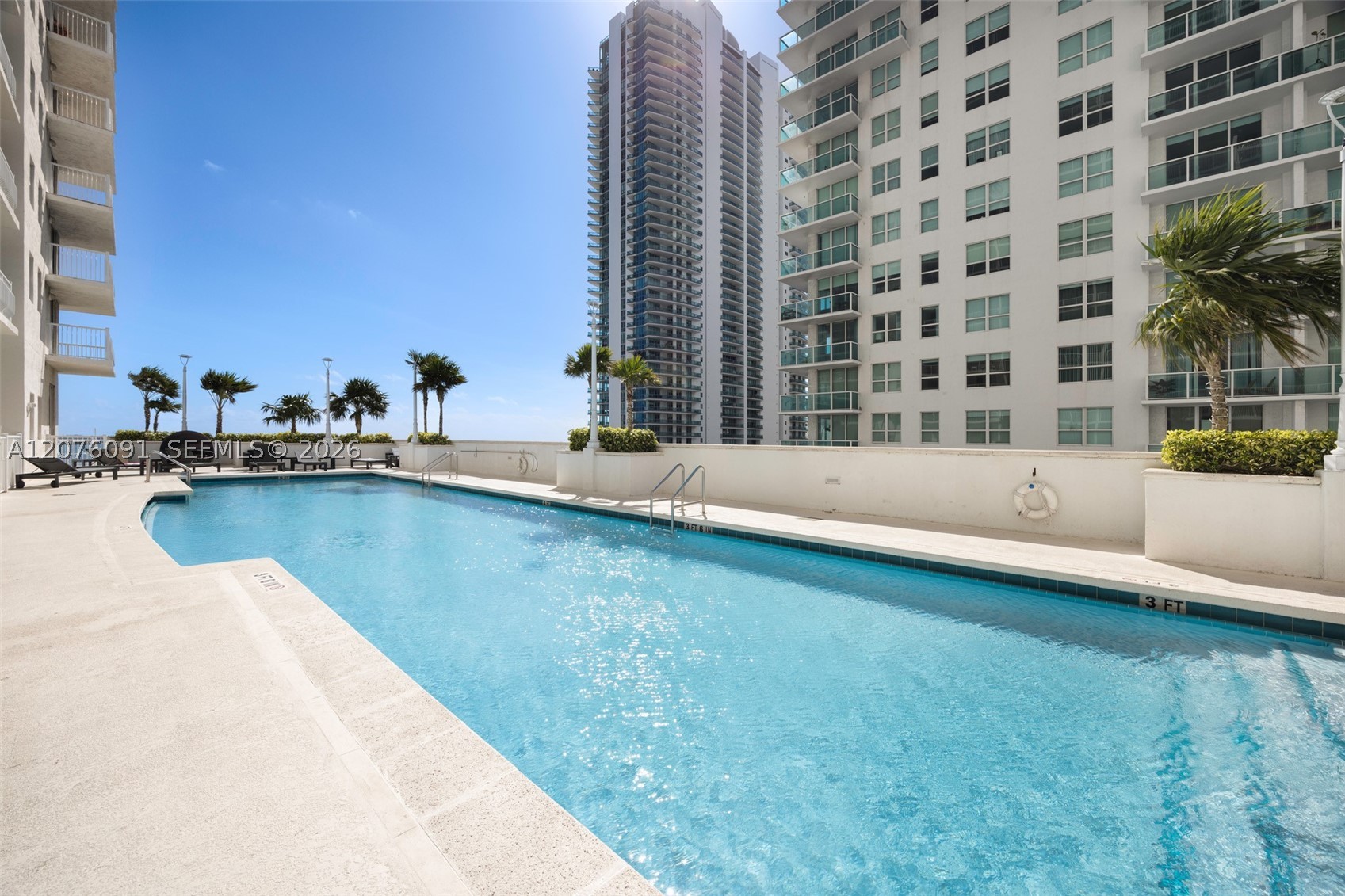 image The Club at Brickell Bay24