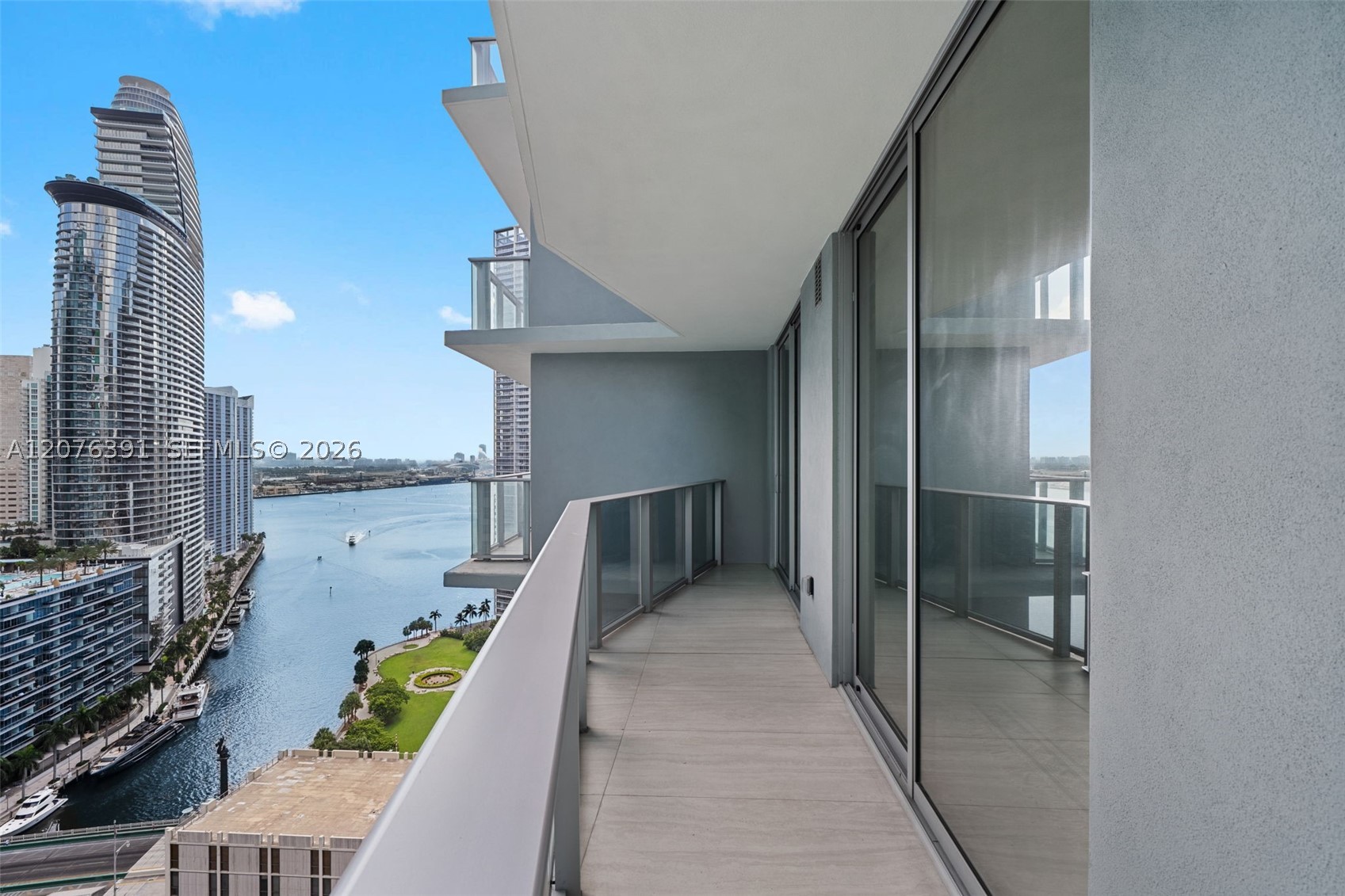 77 SE 5th St #2805 Miami, FL 33131