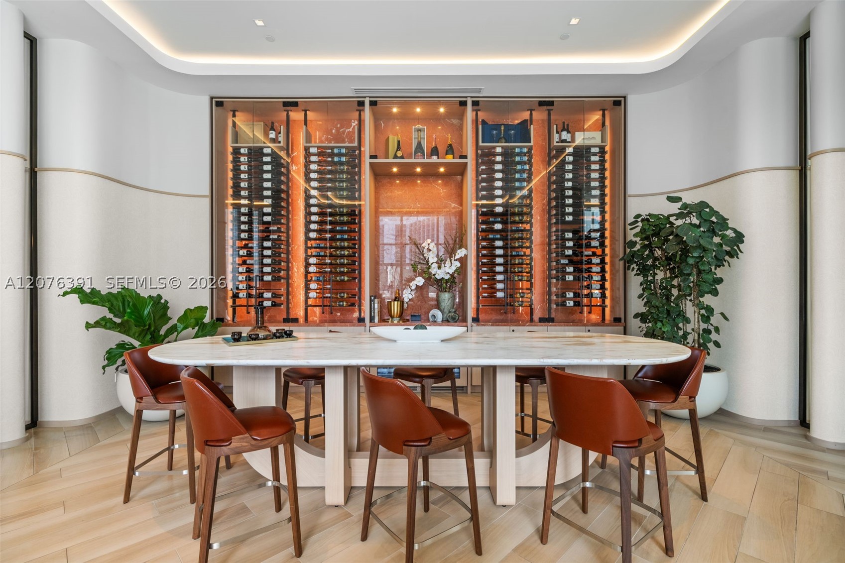 77 SE 5th St #2805 Miami, FL 33131