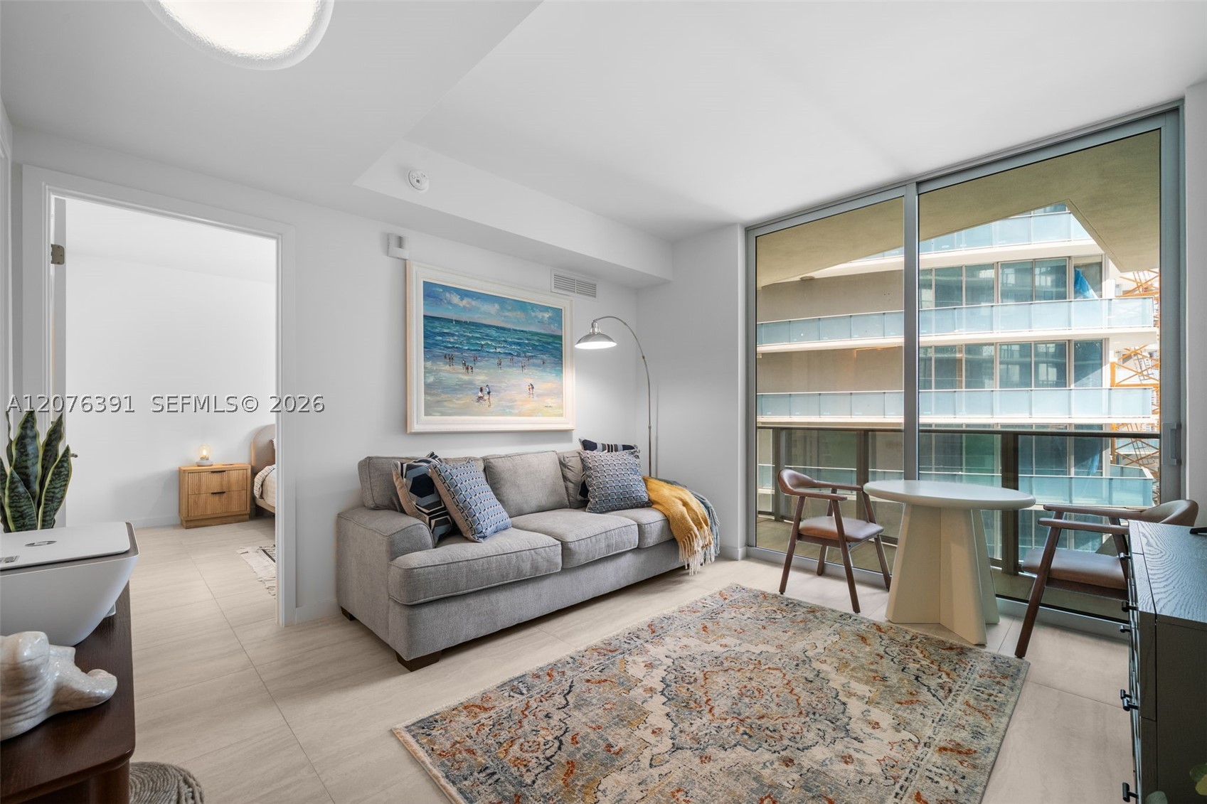 77 SE 5th St #2805 Miami, FL 33131