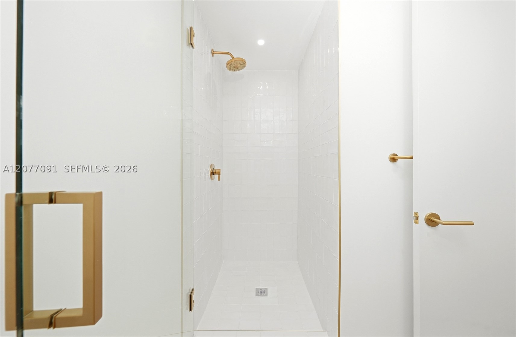 90 NE 32nd #411 Miami, FL 33137