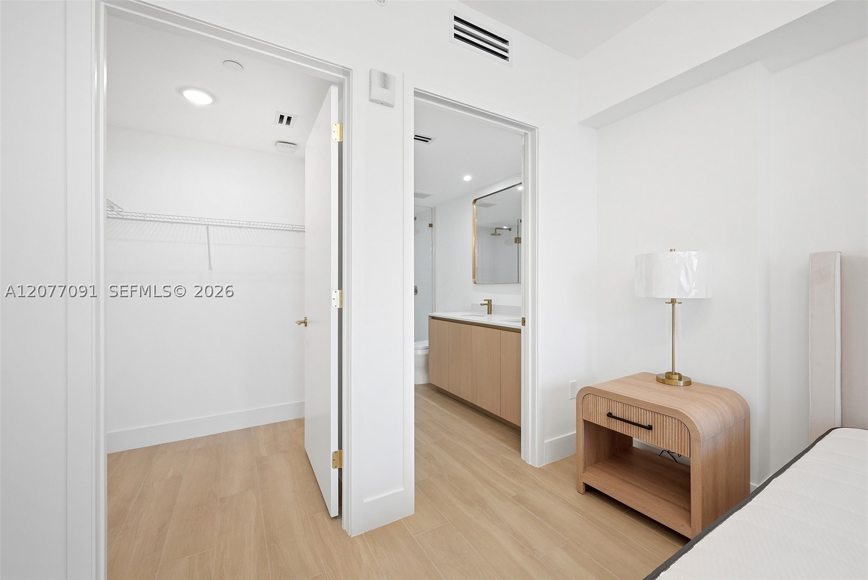 90 NE 32nd #411 Miami, FL 33137