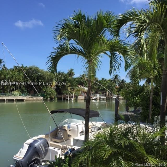 3921 N Meridian Ave Miami Beach, FL 33140