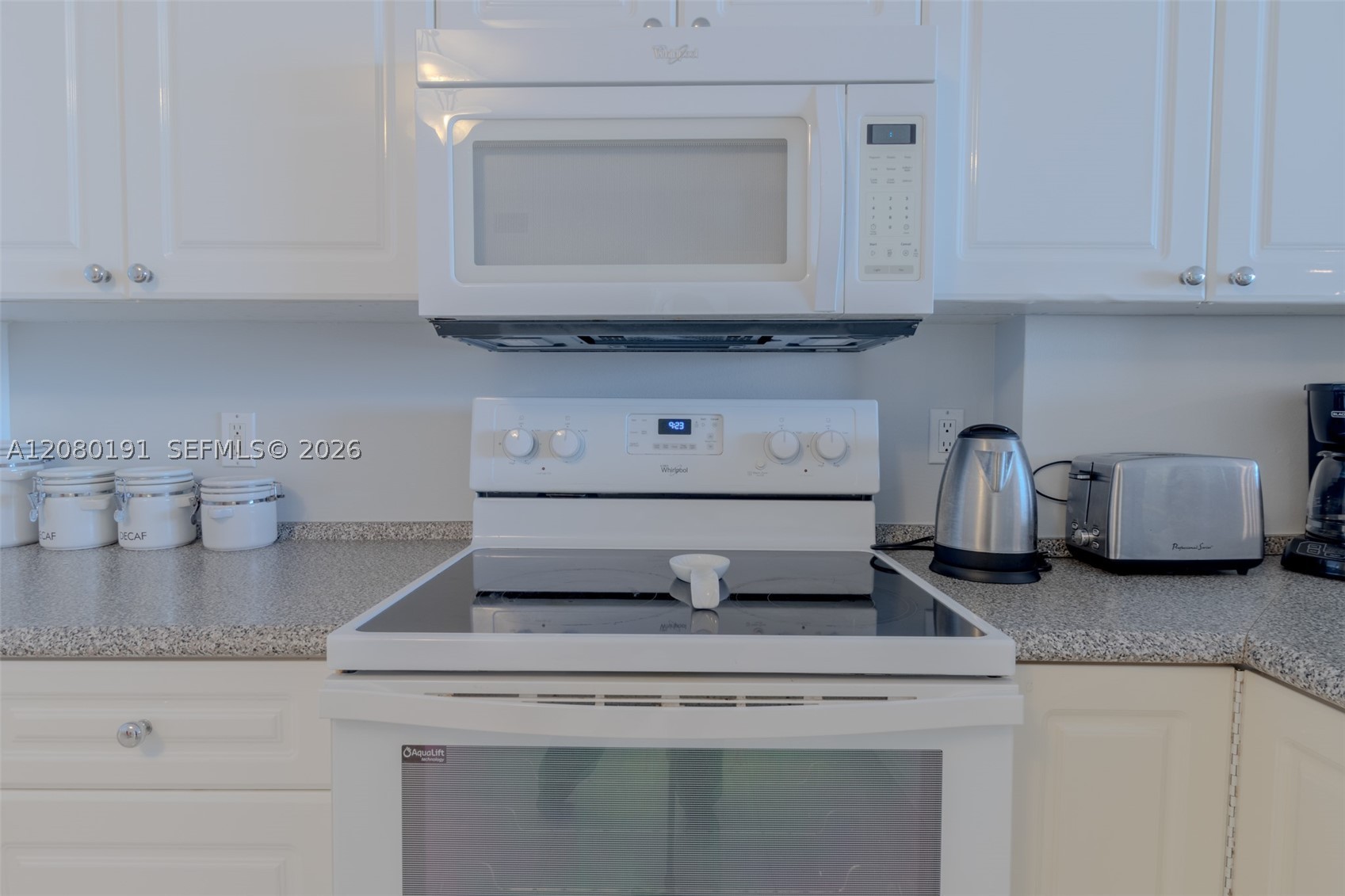 17050 W Bay Rd #405 Sunny Isles Beach, FL 33160