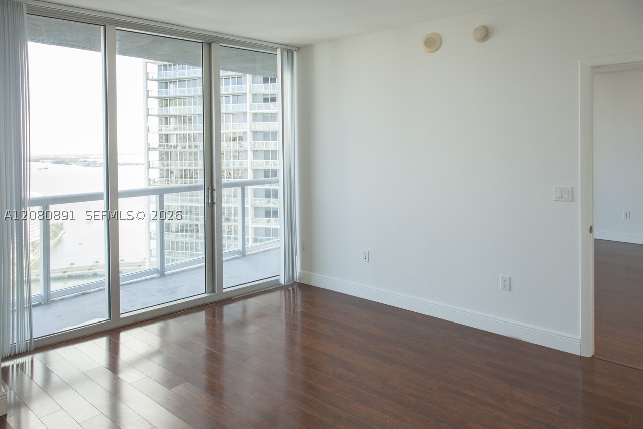 image Icon Brickell I13