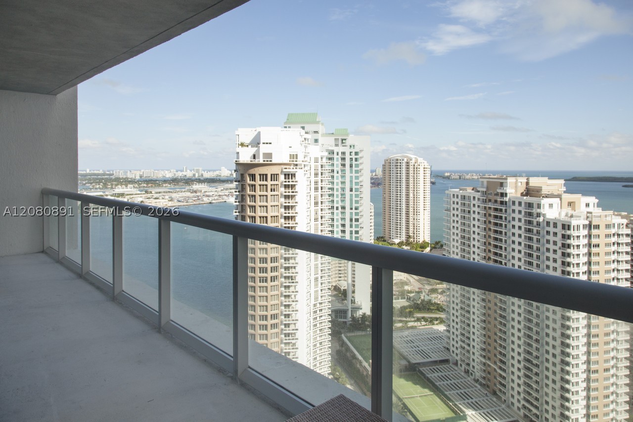 image Icon Brickell I1