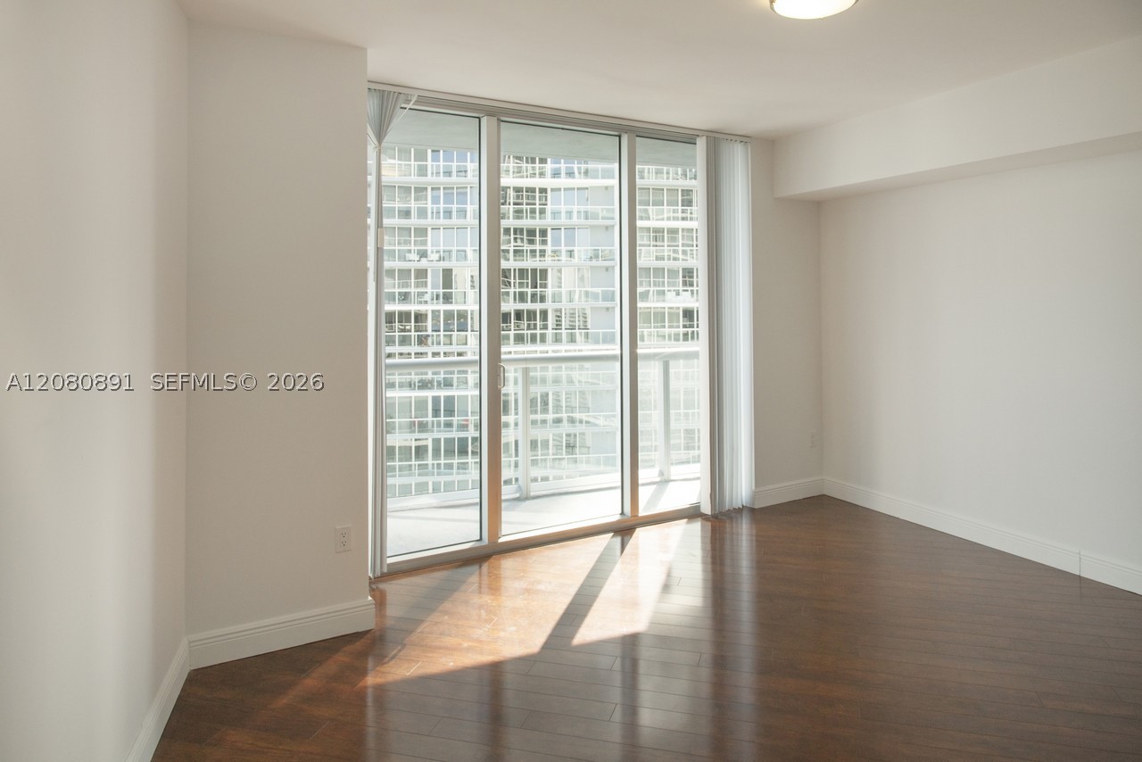 image Icon Brickell I7