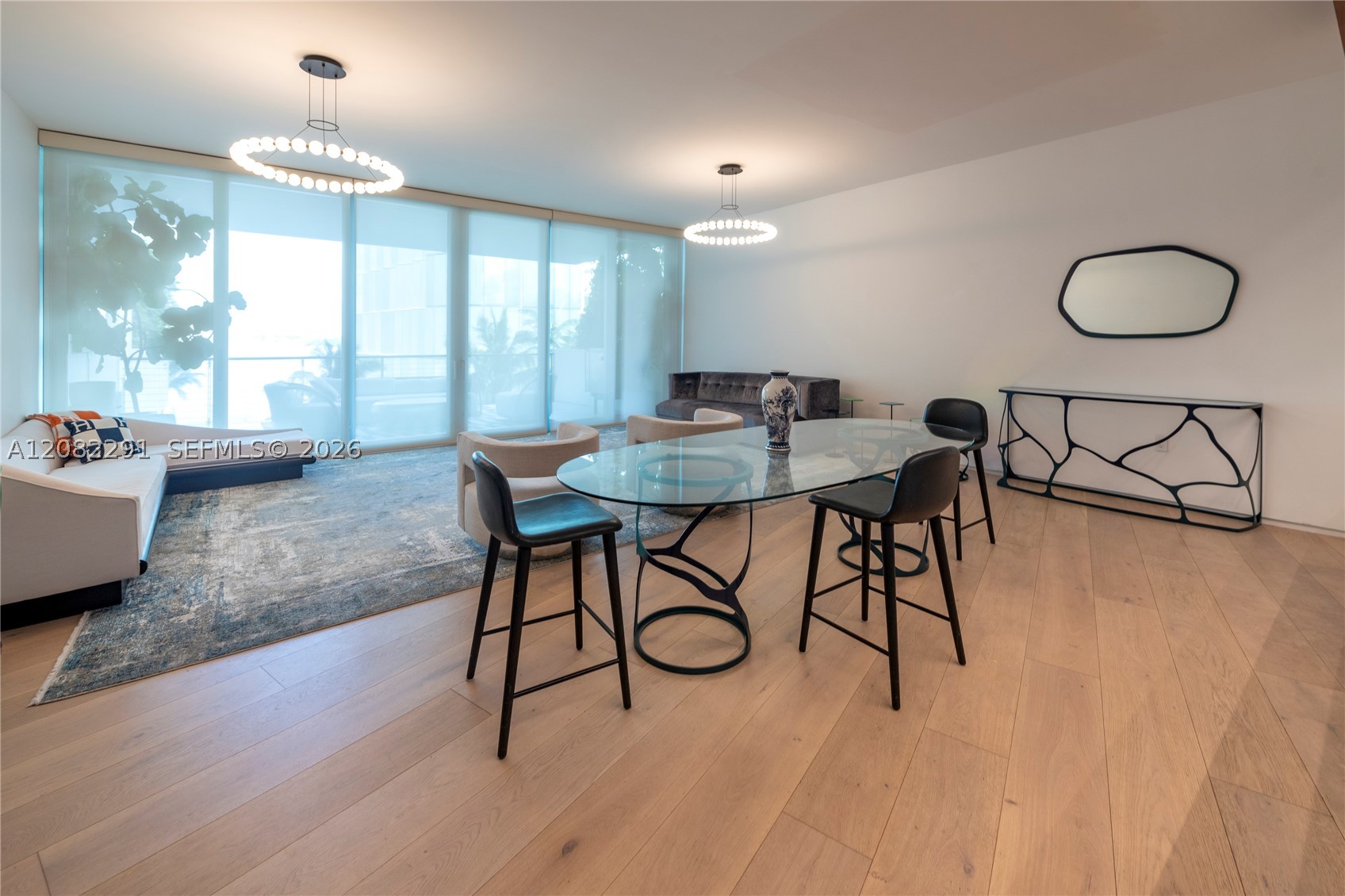 image Monad Terrace2