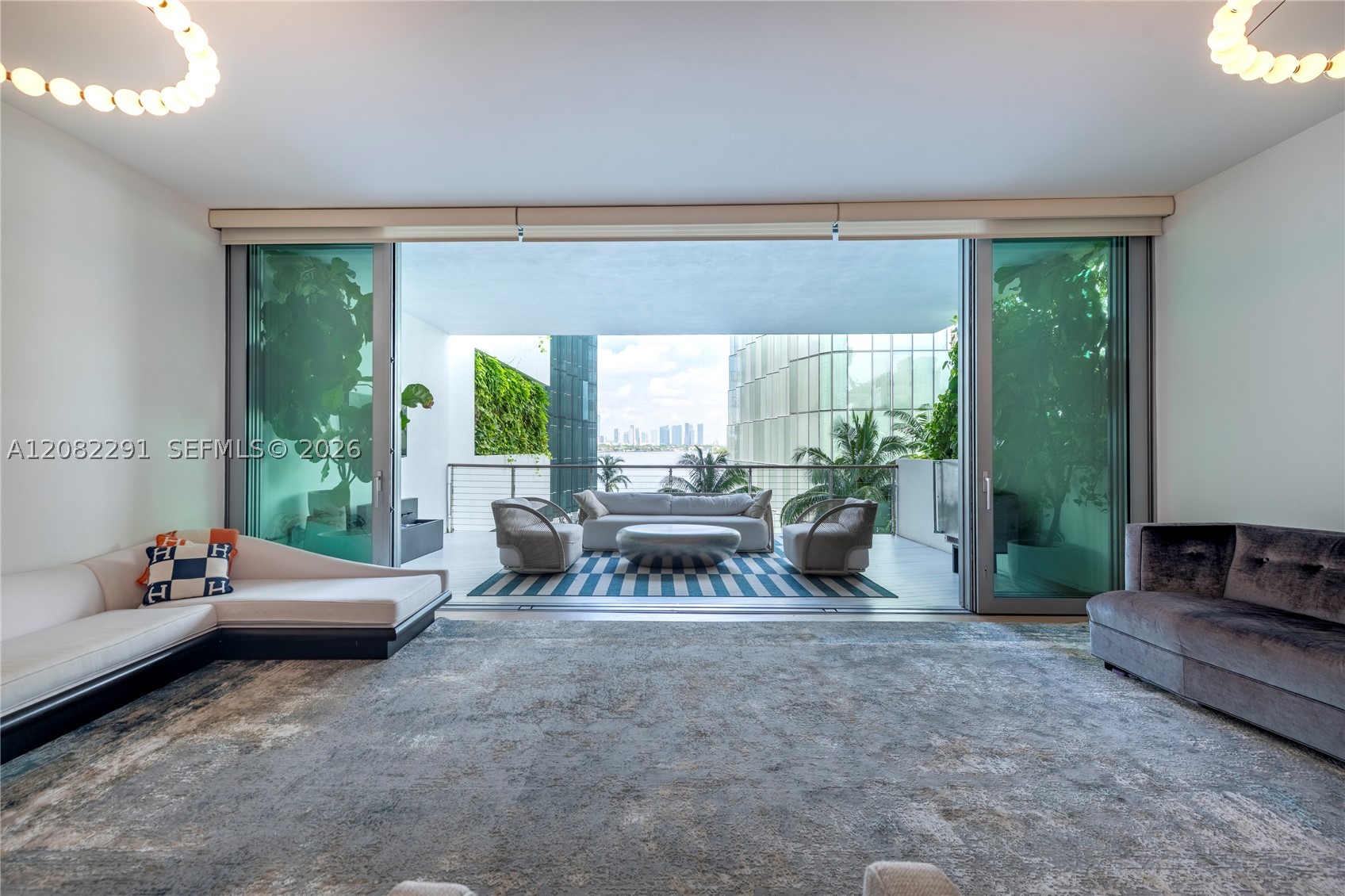 image Monad Terrace3