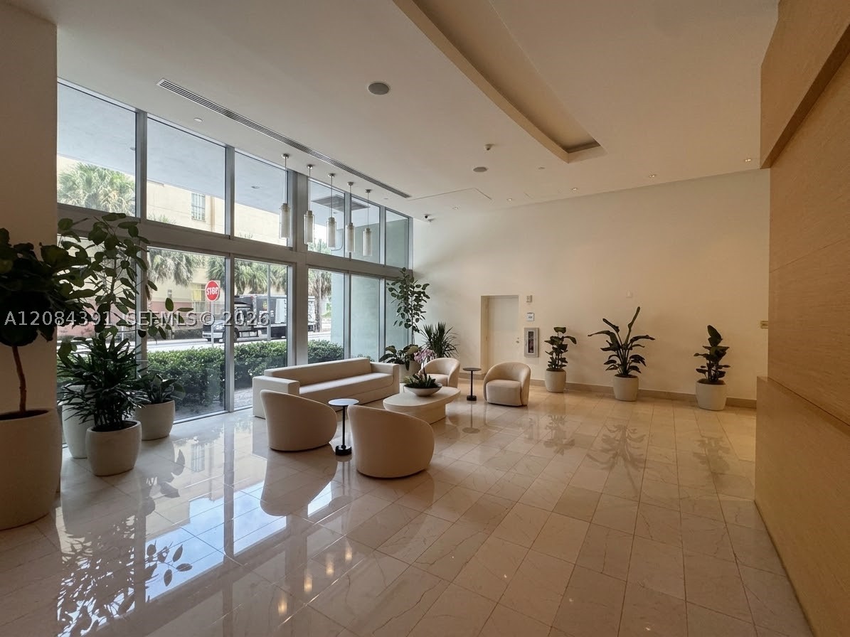 image Axis on Brickell South13