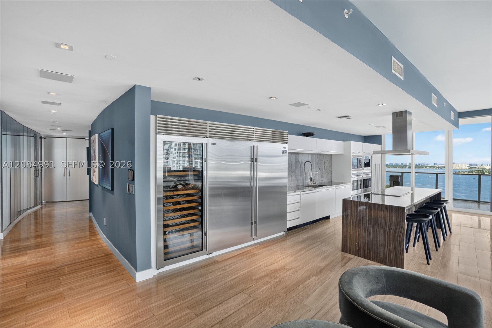 2020 N Bayshore Dr #3708 Miami, FL 33137