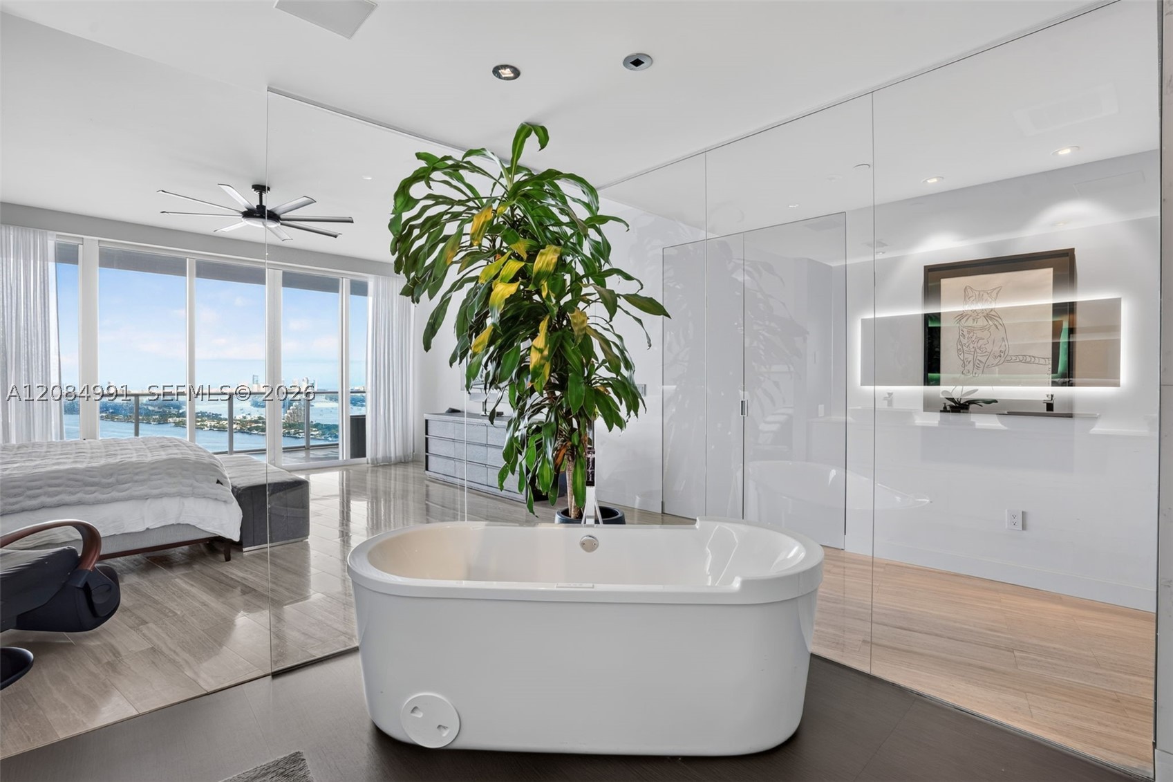 2020 N Bayshore Dr #3708 Miami, FL 33137