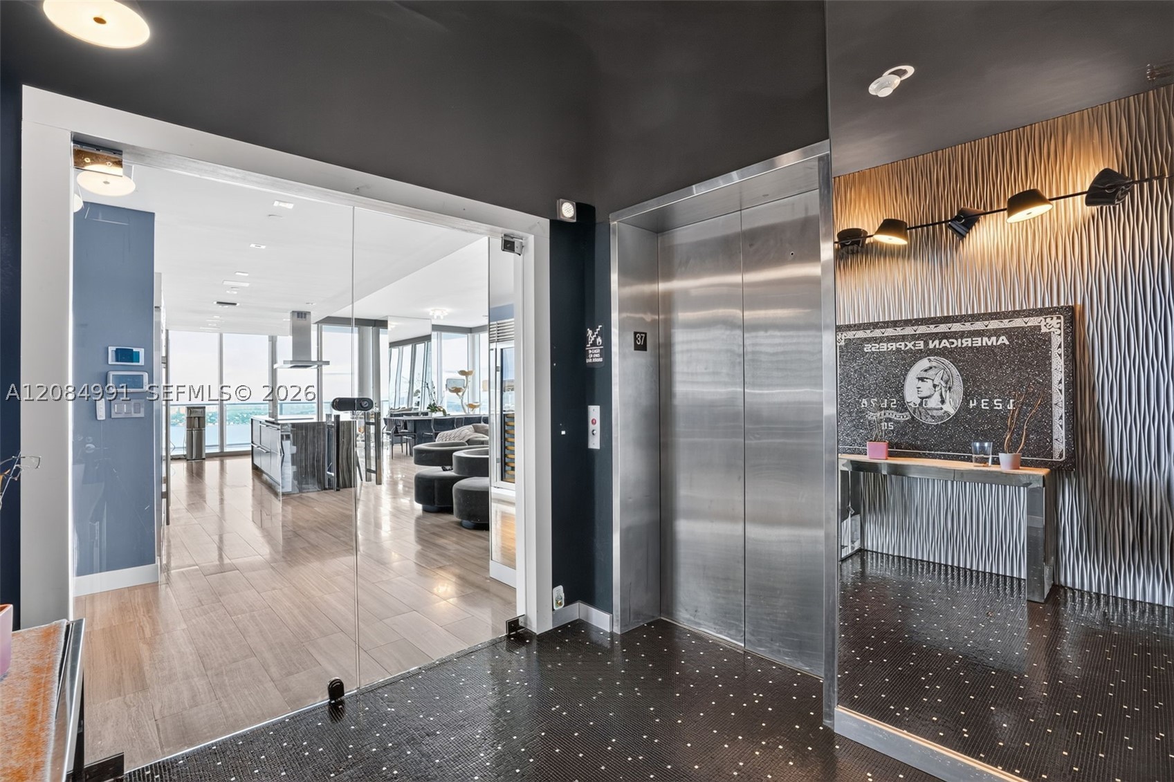 2020 N Bayshore Dr #3708 Miami, FL 33137