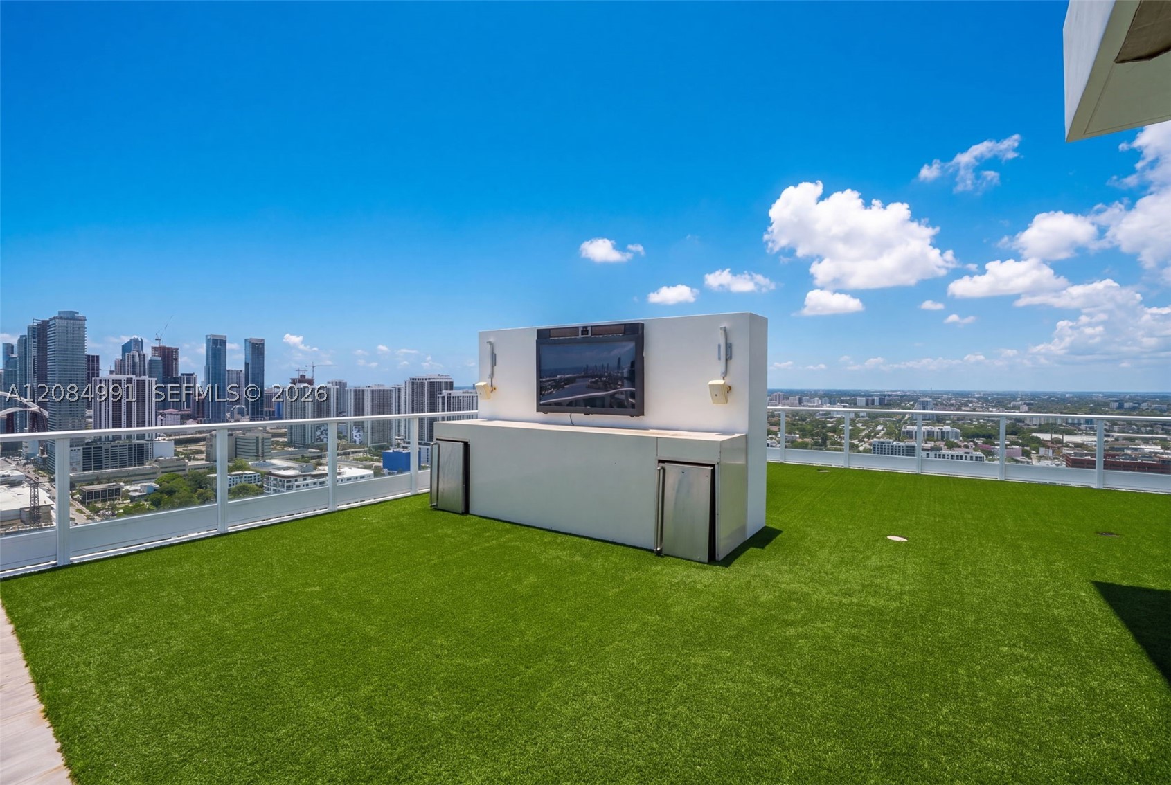 2020 N Bayshore Dr #3708 Miami, FL 33137