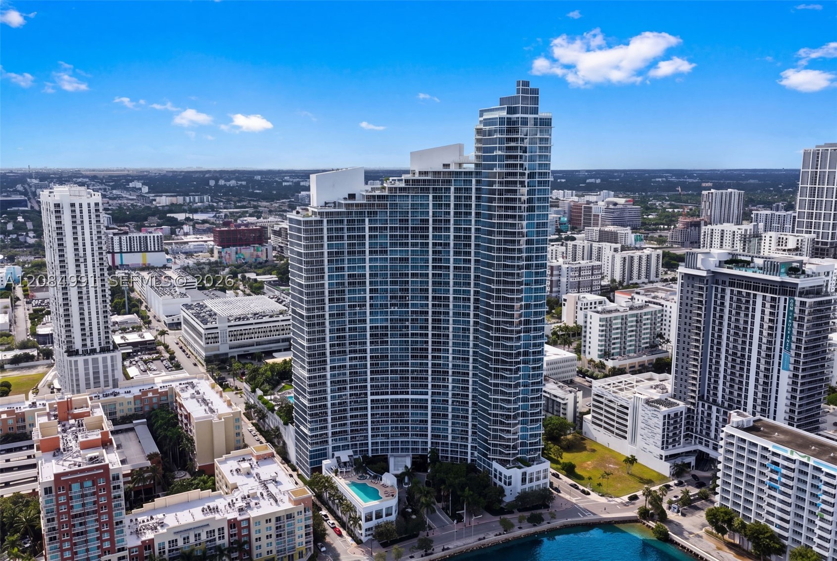 2020 N Bayshore Dr #3708 Miami, FL 33137