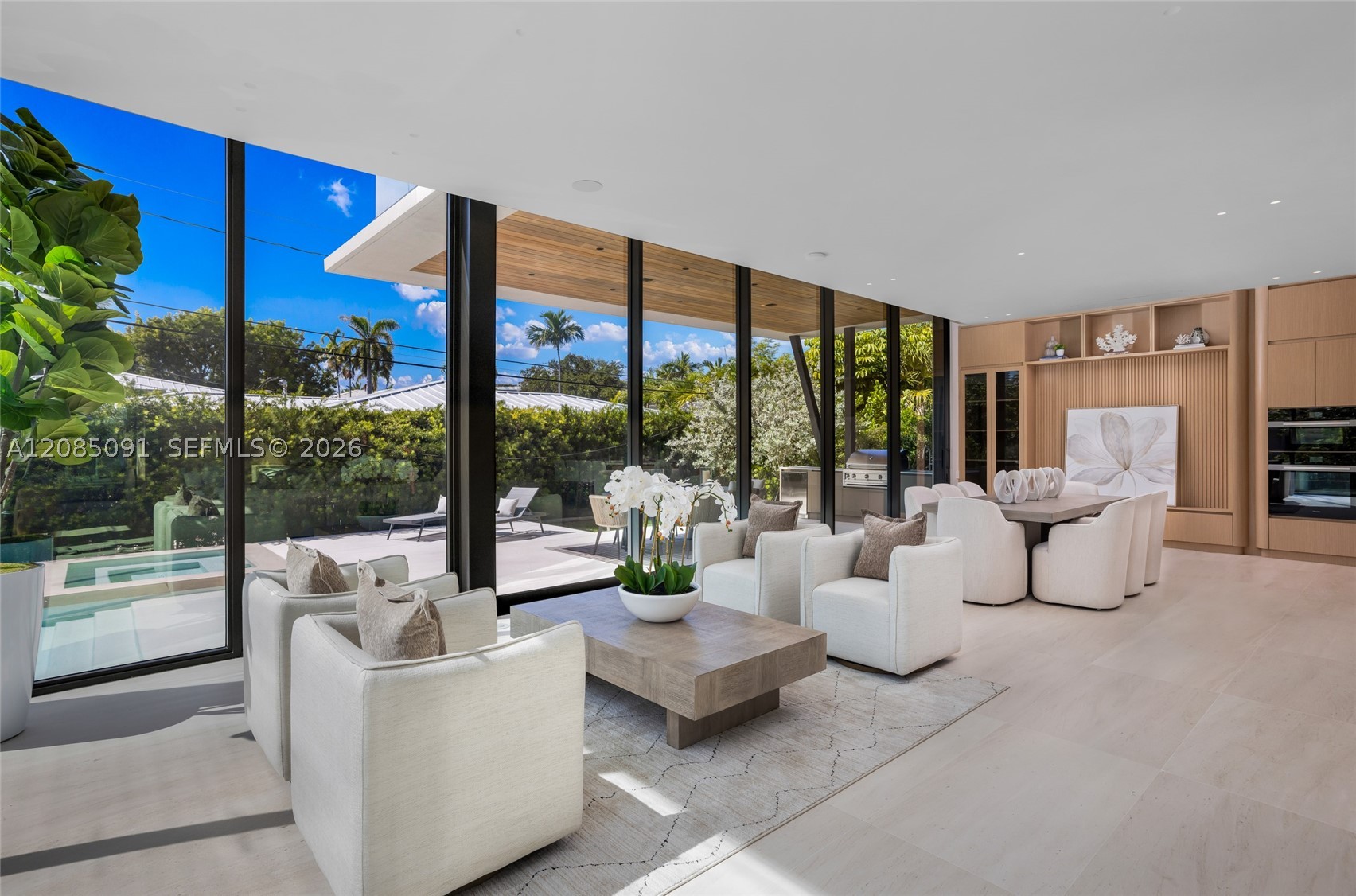 4940 Cherokee Ave Miami Beach, FL 33140