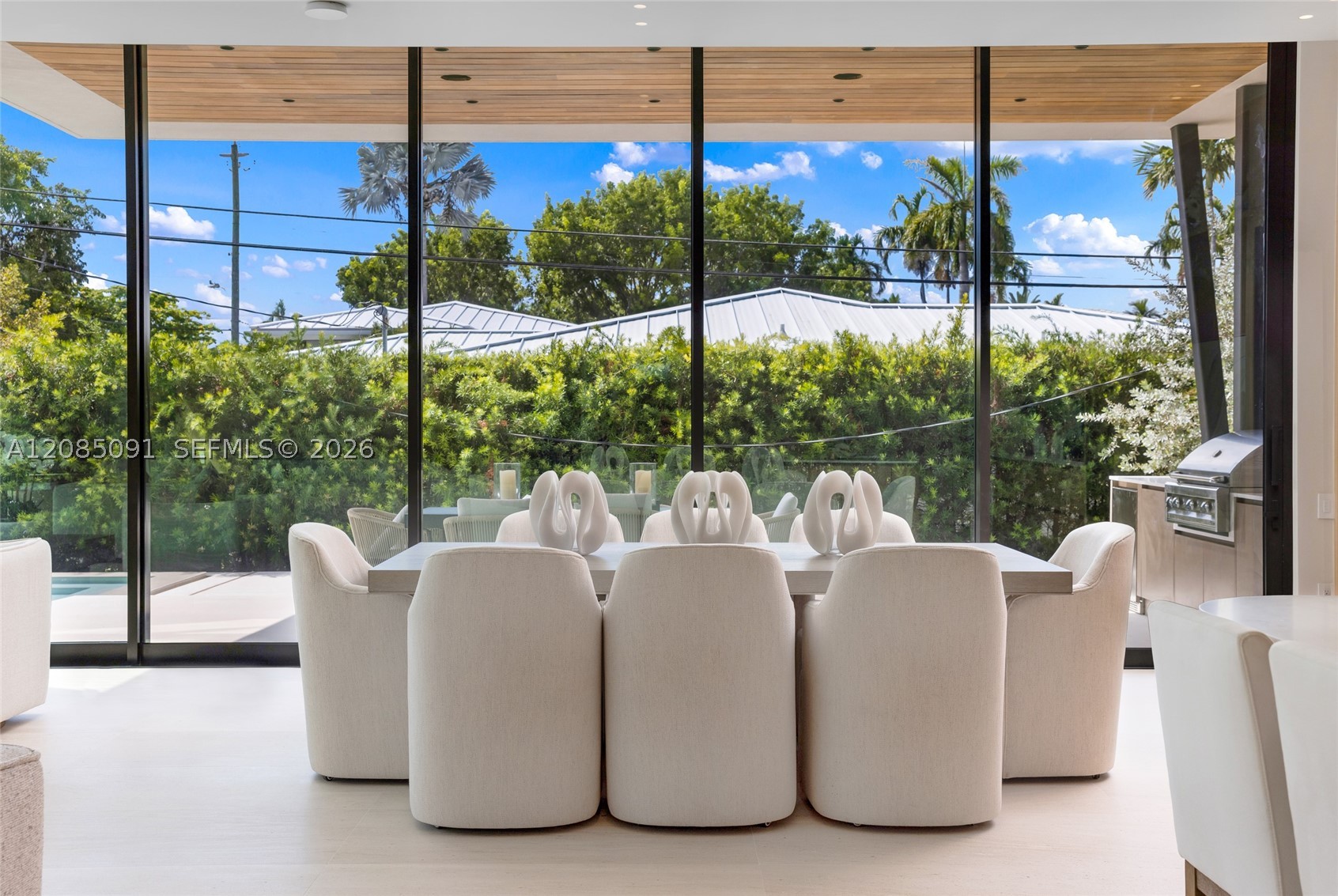 4940 Cherokee Ave Miami Beach, FL 33140
