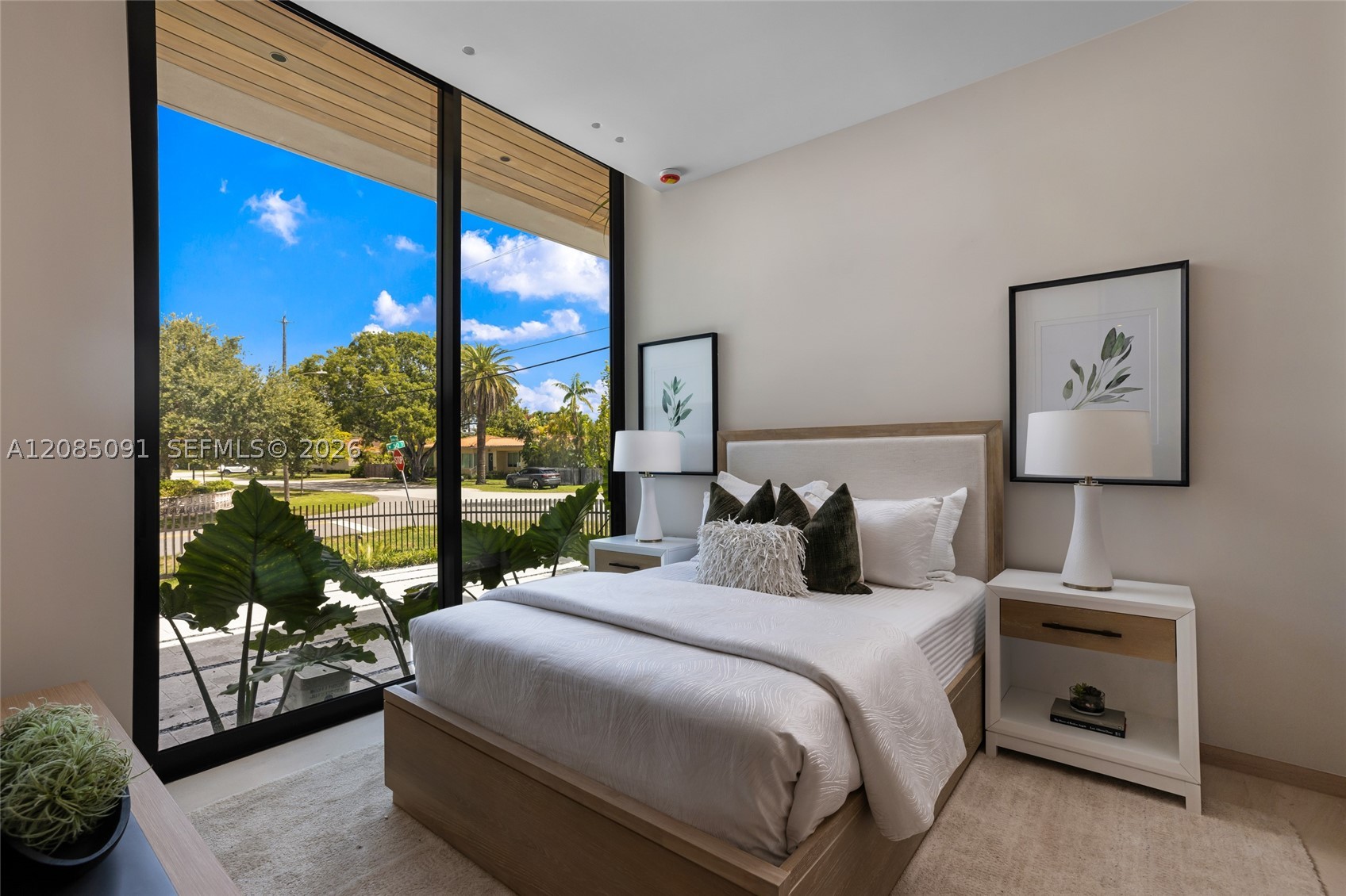 4940 Cherokee Ave Miami Beach, FL 33140