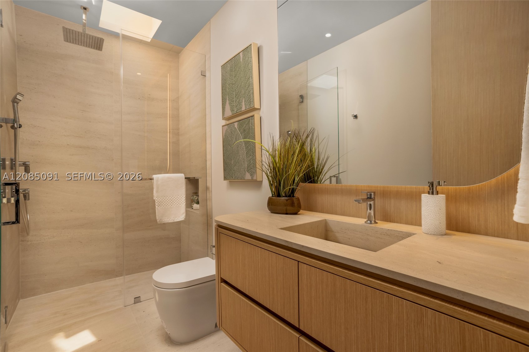 4940 Cherokee Ave Miami Beach, FL 33140