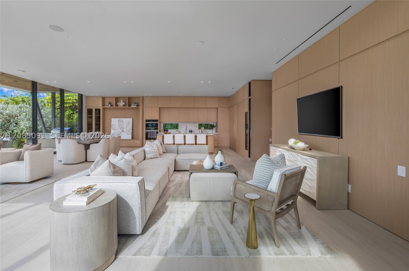 4940 Cherokee Ave Miami Beach, FL 33140