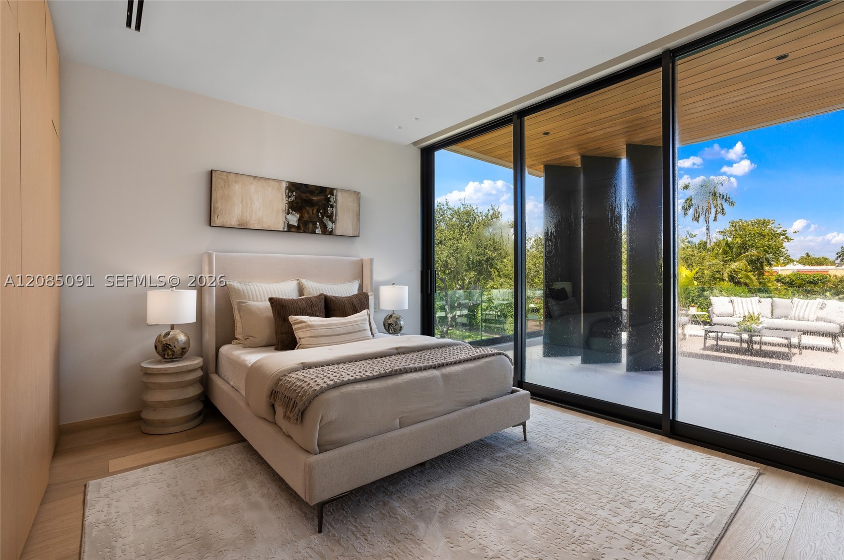 4940 Cherokee Ave Miami Beach, FL 33140