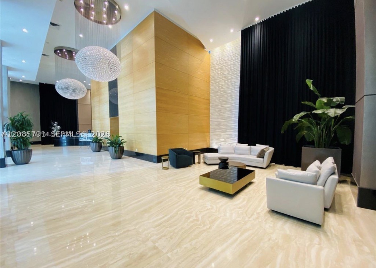 image The Plaza on Brickell East20